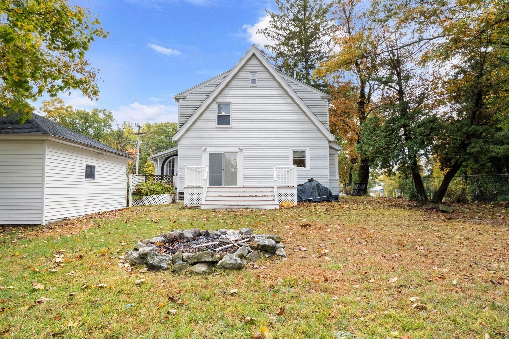 589 Sunderland Rd, Worcester, MA 01604 - Image 6