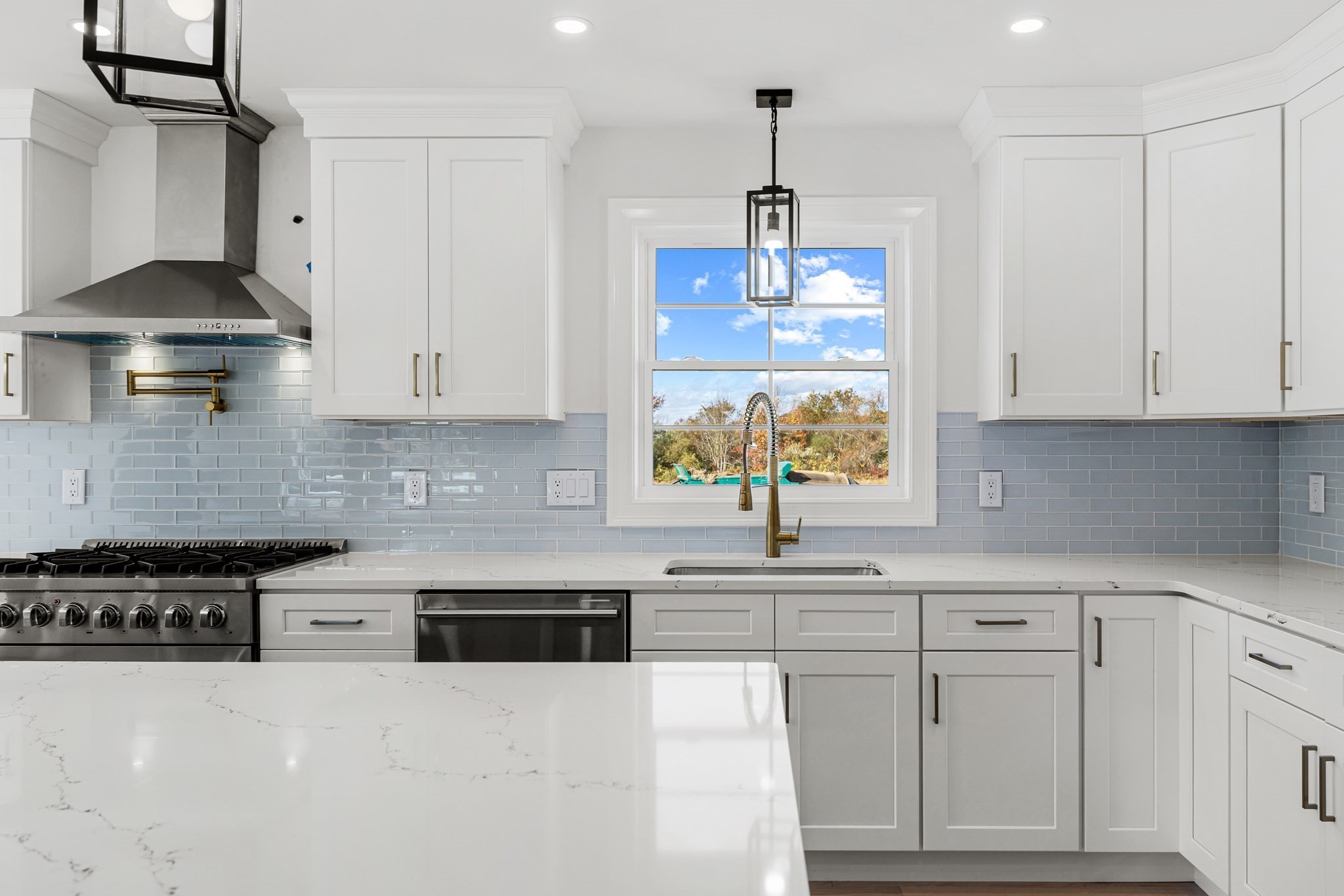 312 Old Westport Rd, Dartmouth, MA 02747 - Image 15