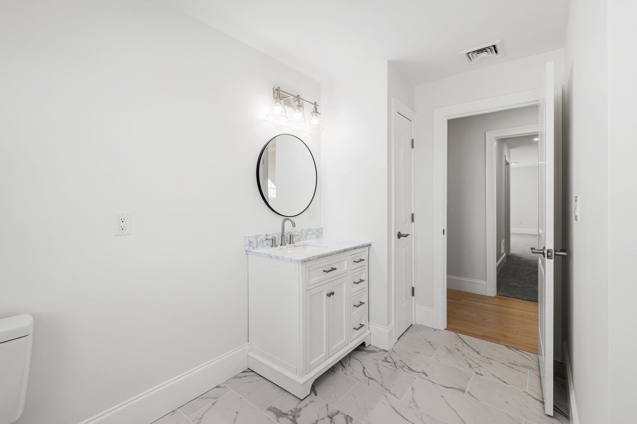 312 Old Westport Rd, Dartmouth, MA 02747 - Image 28