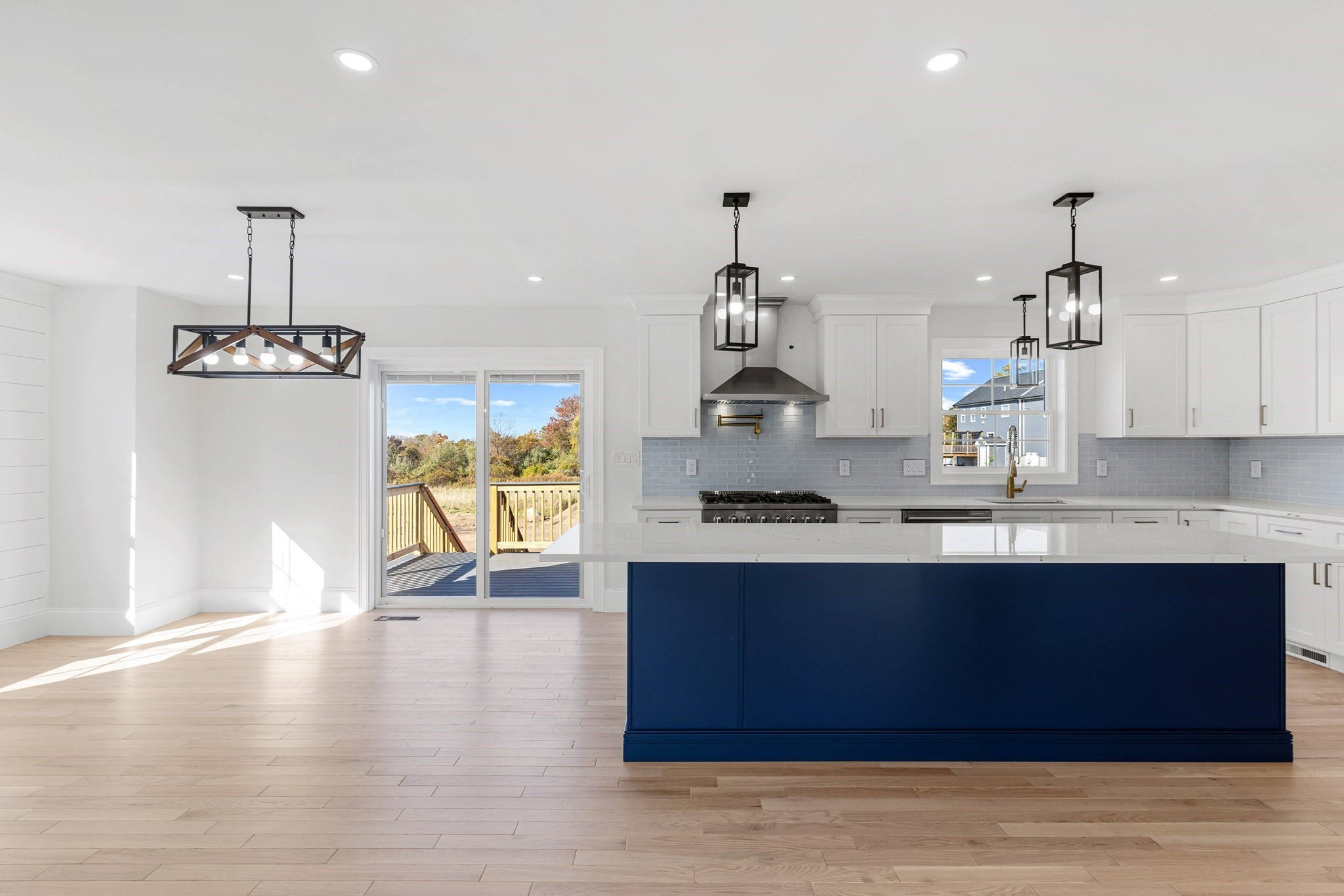 312 Old Westport Rd, Dartmouth, MA 02747 - Image 8