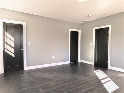 2 Sunnyside St., Apt 2