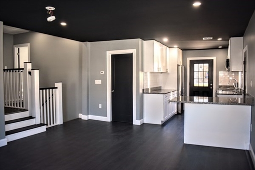 2 Sunnyside St., Apt 2