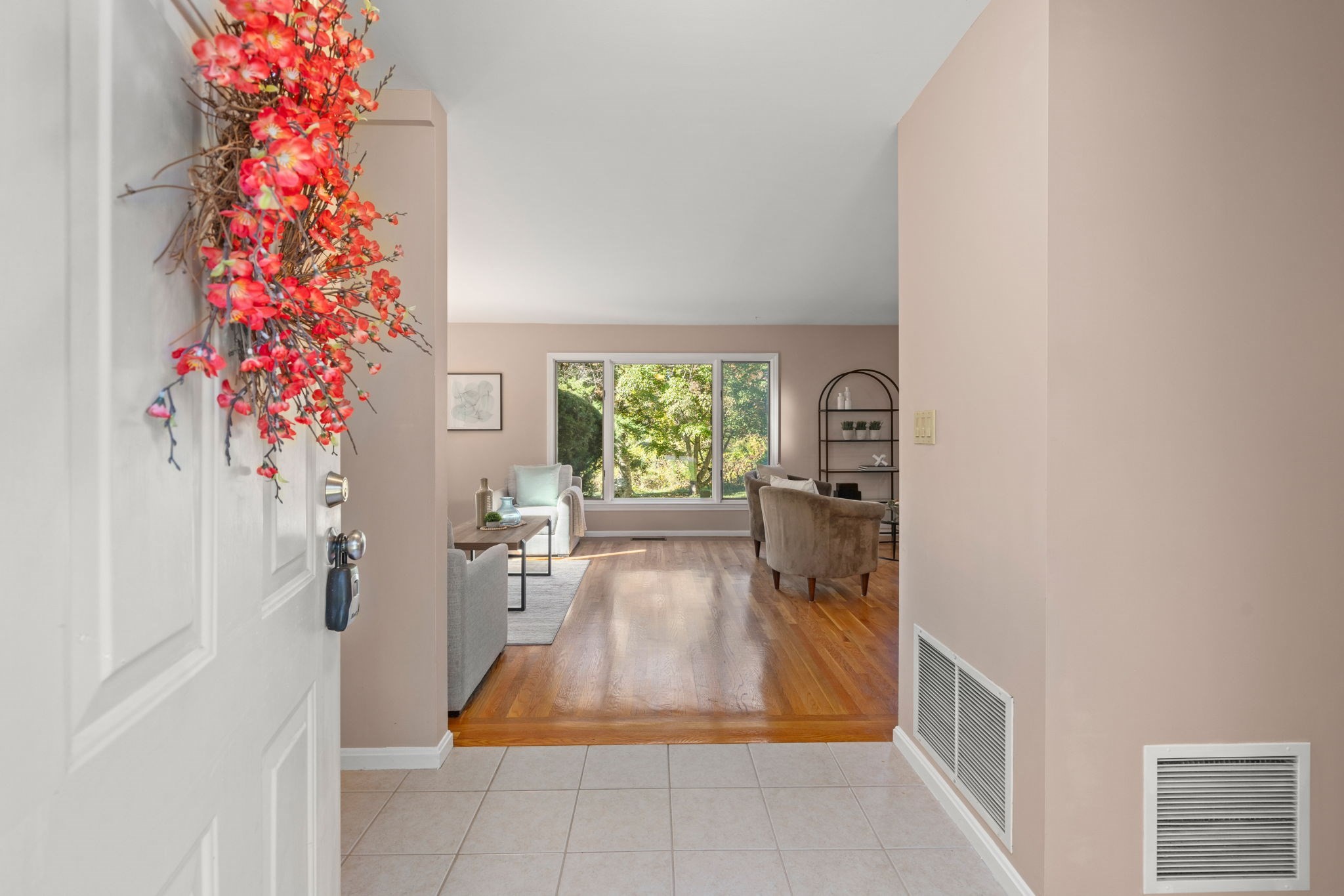 12 Astra Unit 12, Wayland, MA 01778 - Image 2