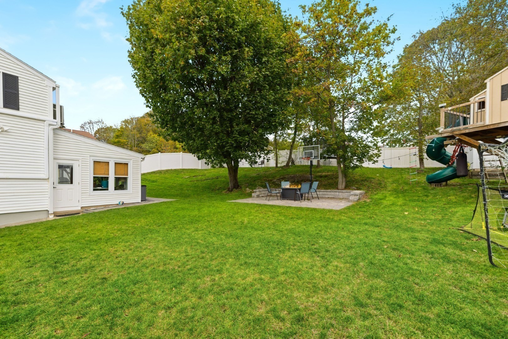 176 Marlborough Rd, Salem, MA 01970 - Image 39