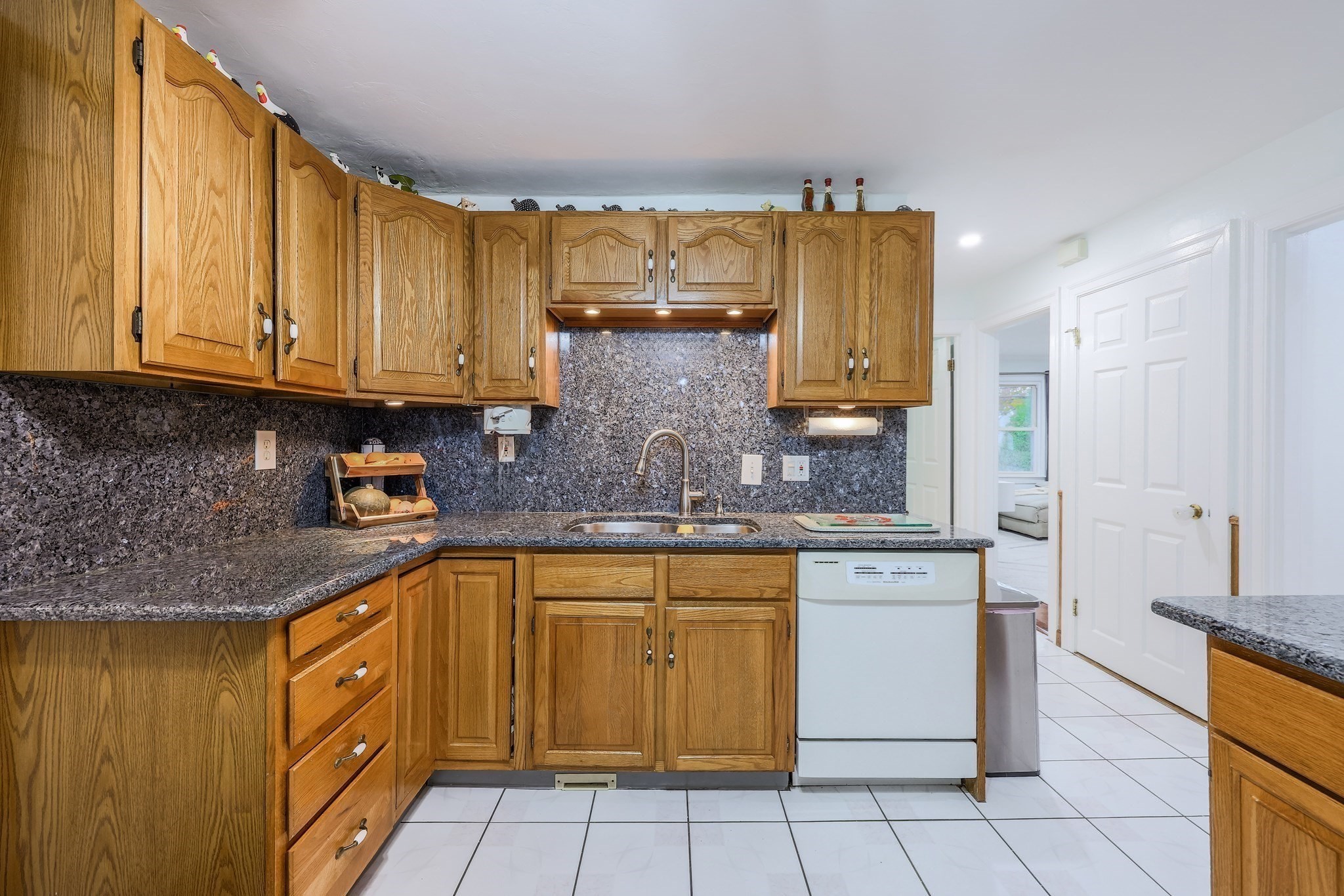 62 Edgemere Blvd, Shrewsbury, MA 01545 - Image 10