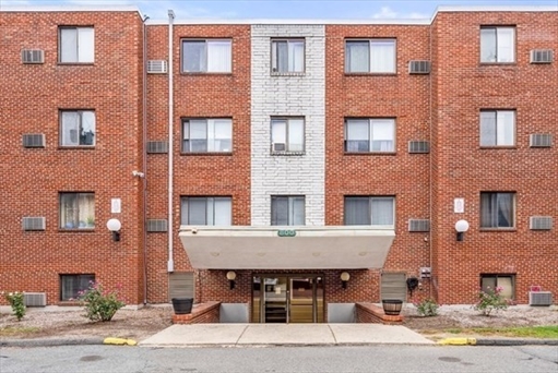 800 Governors Dr, Apt 7