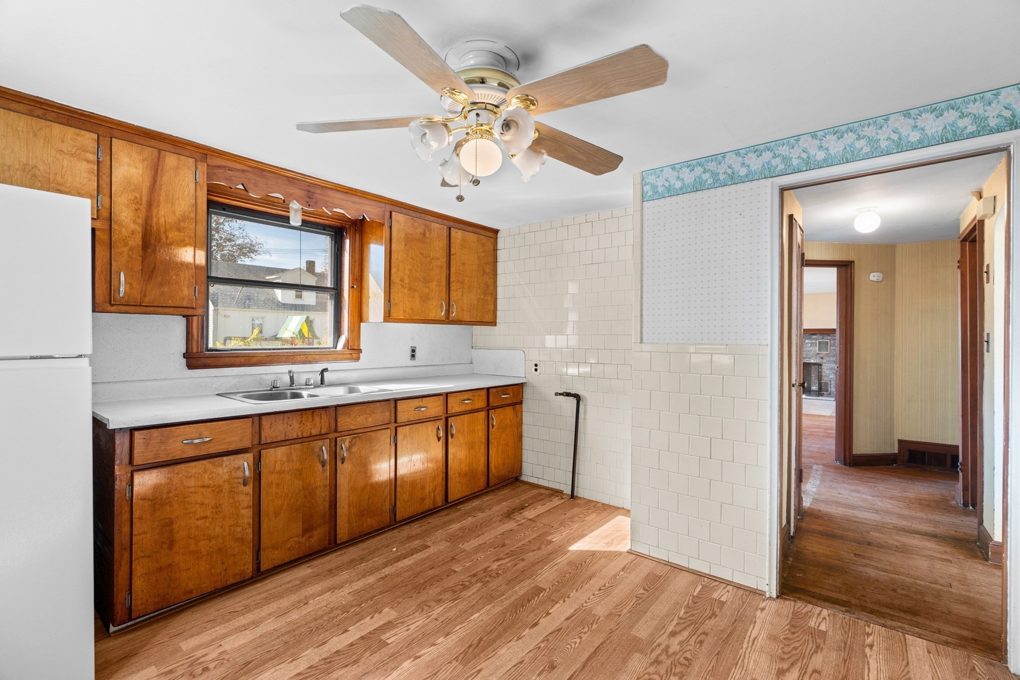 6 Kendal Dr, Woburn, MA 01801 - Image 4