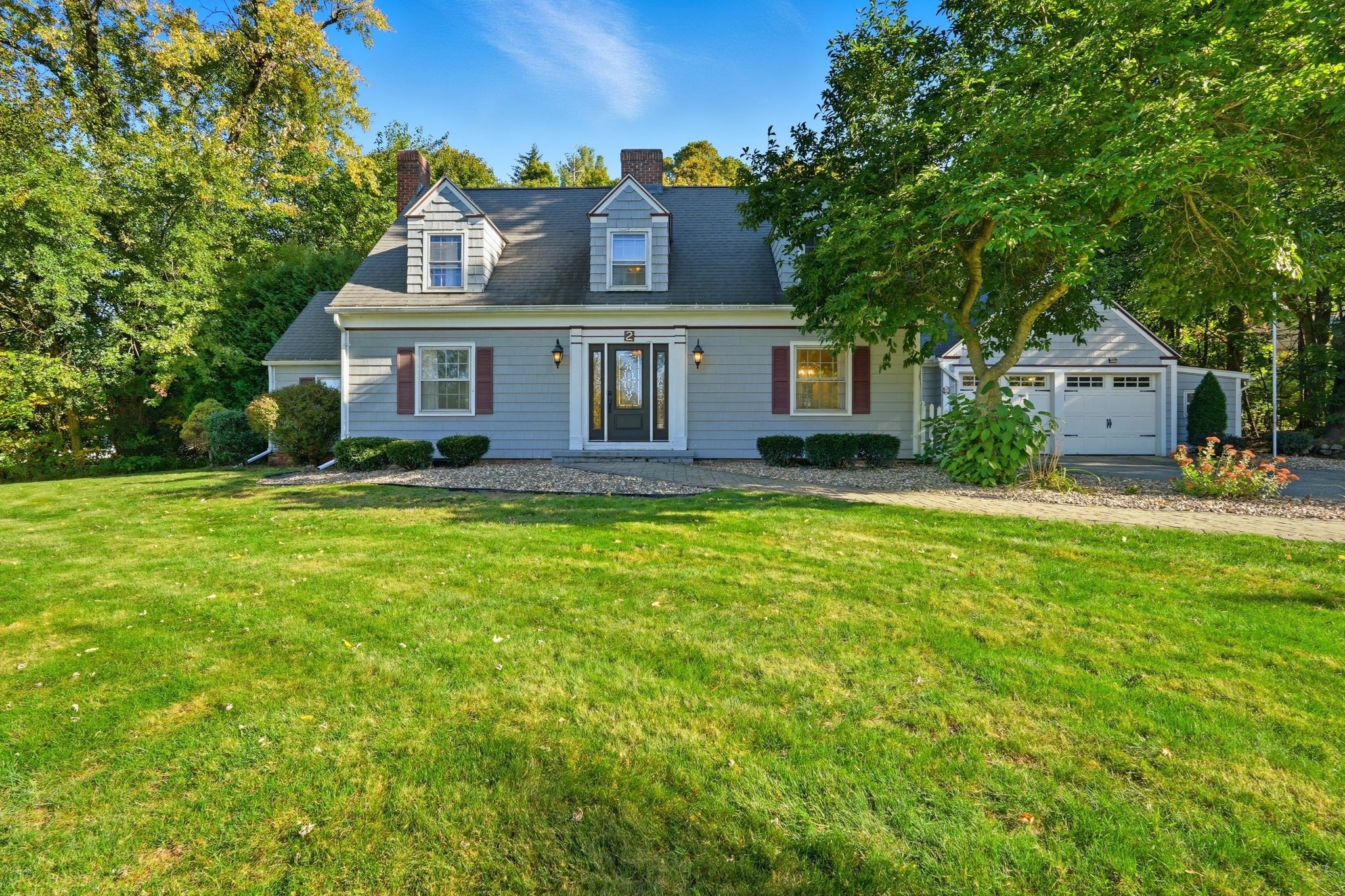 2 Vista Rd, Wilbraham, MA 01095