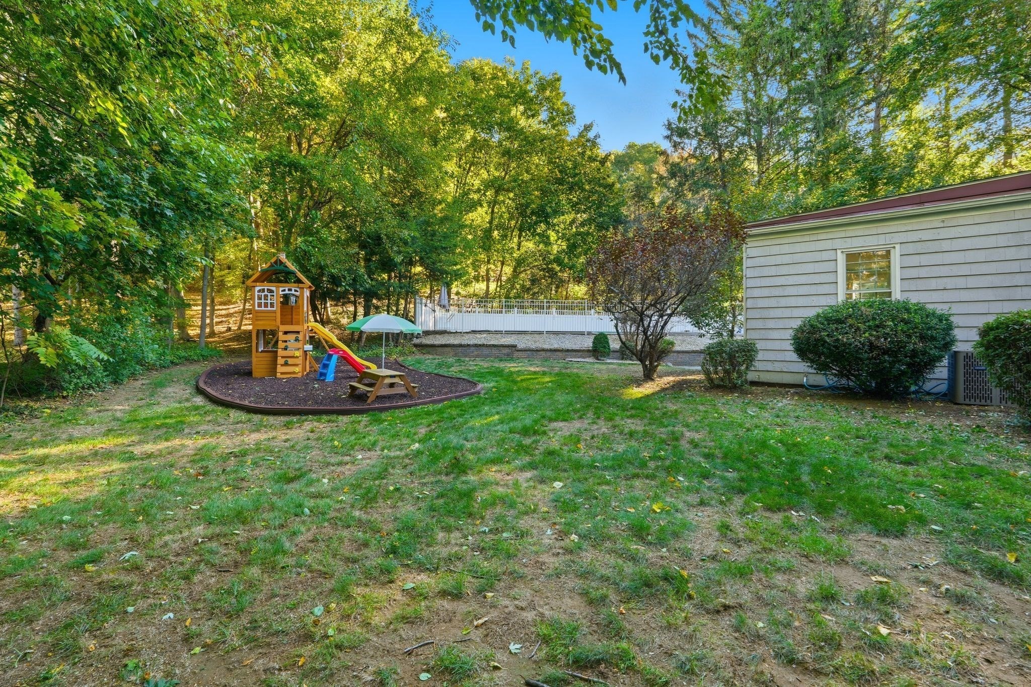 2 Vista Rd, Wilbraham, MA 01095 - Image 32