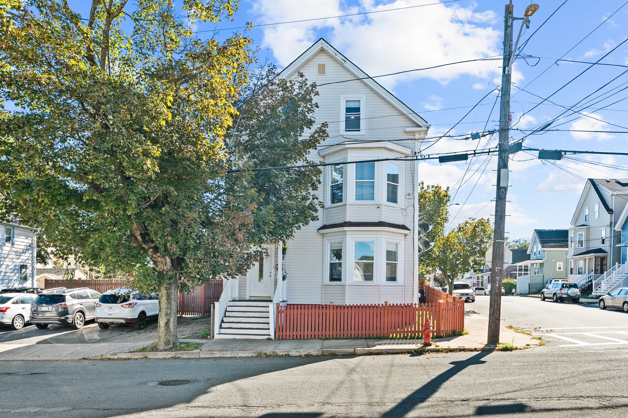 30 Adams St, Lynn, MA 01902