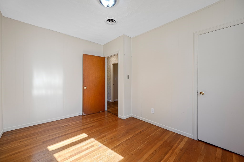 4 Harold St, Worcester, MA 01604 - Image 14