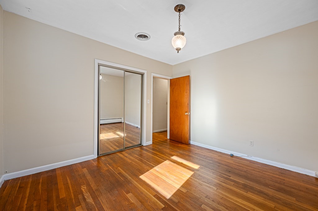 4 Harold St, Worcester, MA 01604 - Image 16