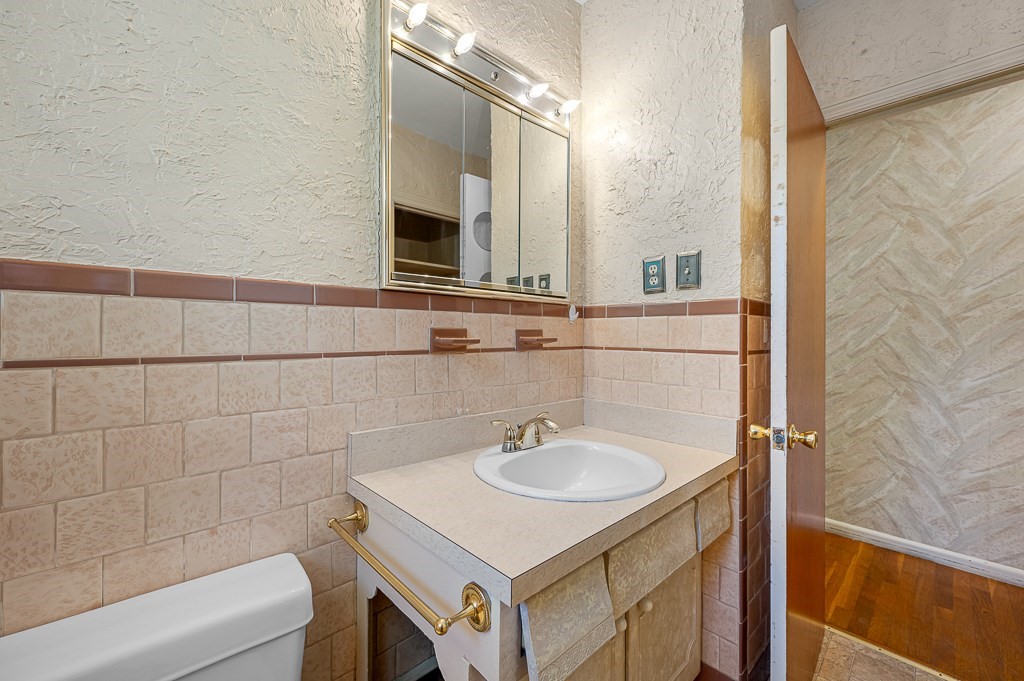 4 Harold St, Worcester, MA 01604 - Image 18