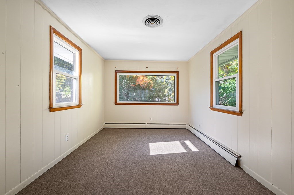 4 Harold St, Worcester, MA 01604 - Image 9