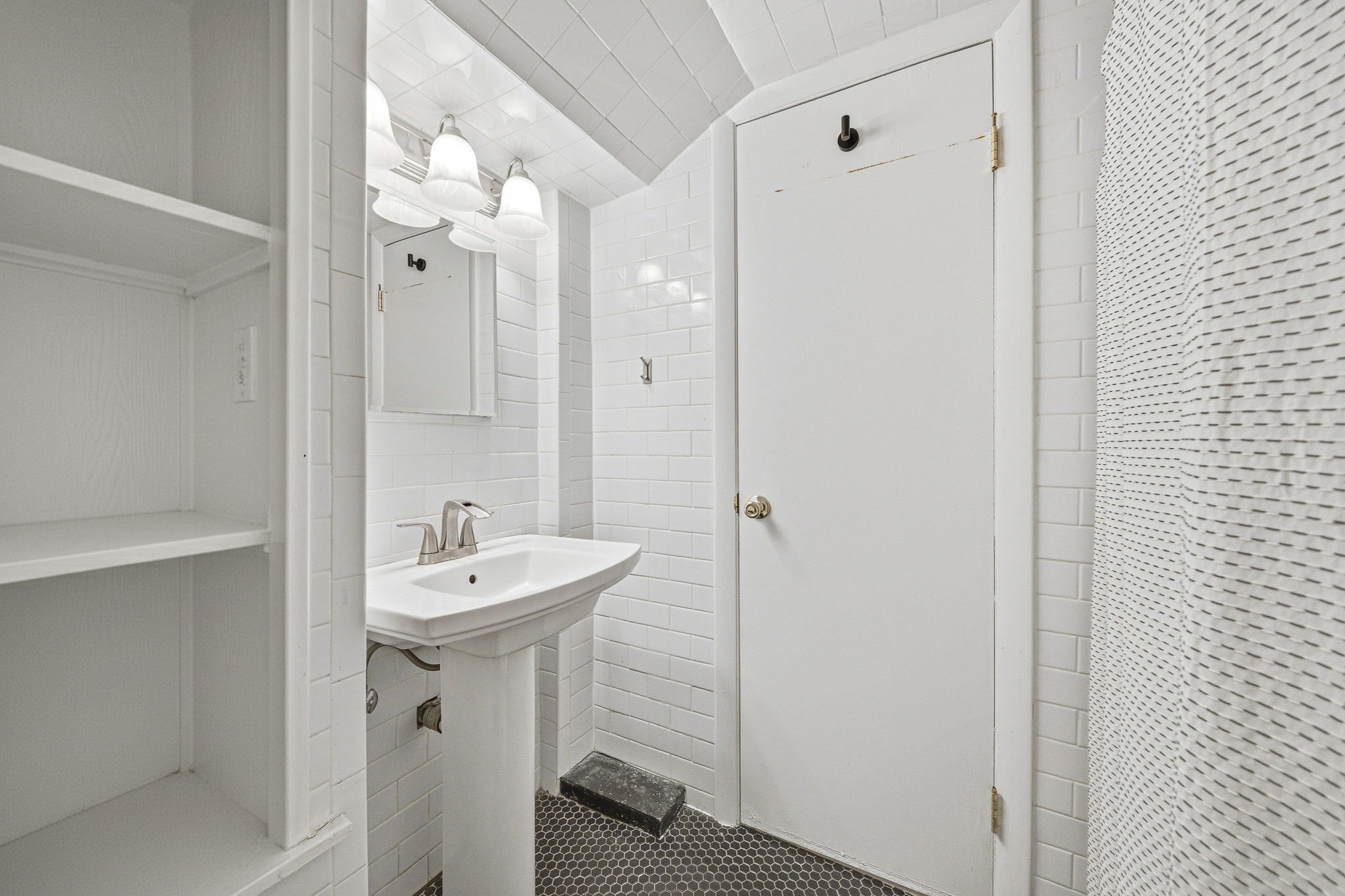 15 Trowbridge St Unit 12A, Cambridge, MA 02138 - Image 27