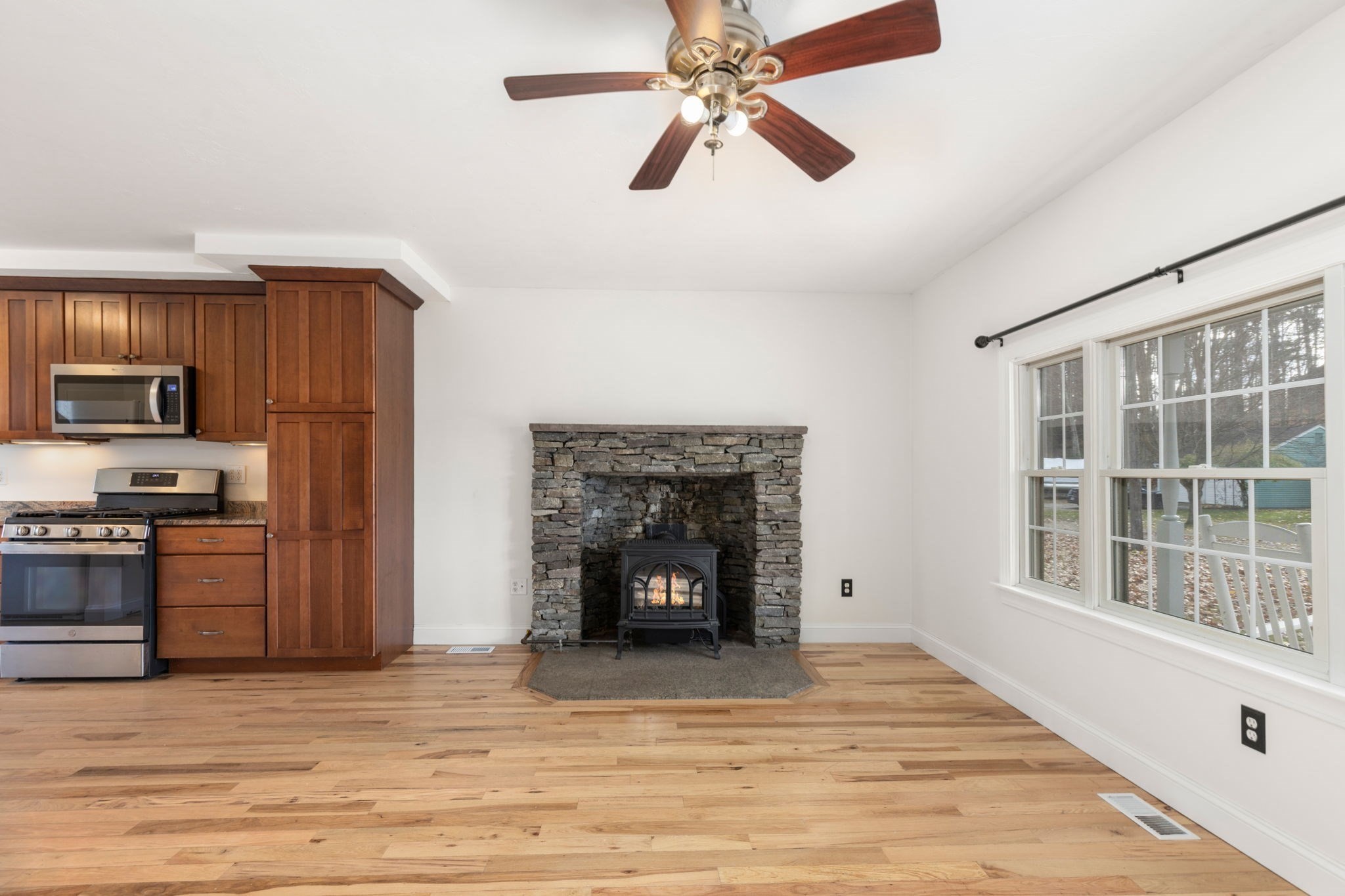 111 Drake Ln, East Brookfield, MA 01515 - Image 6