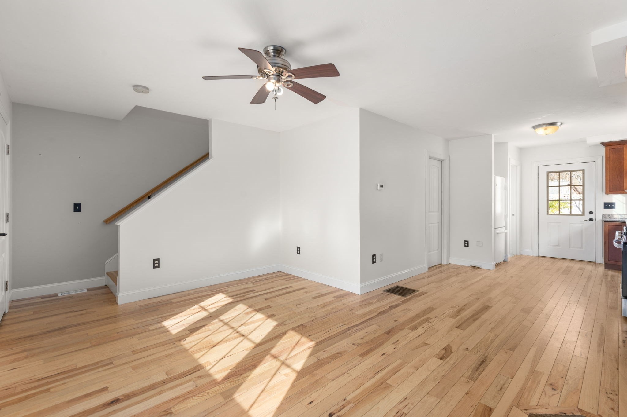 111 Drake Ln, East Brookfield, MA 01515 - Image 8