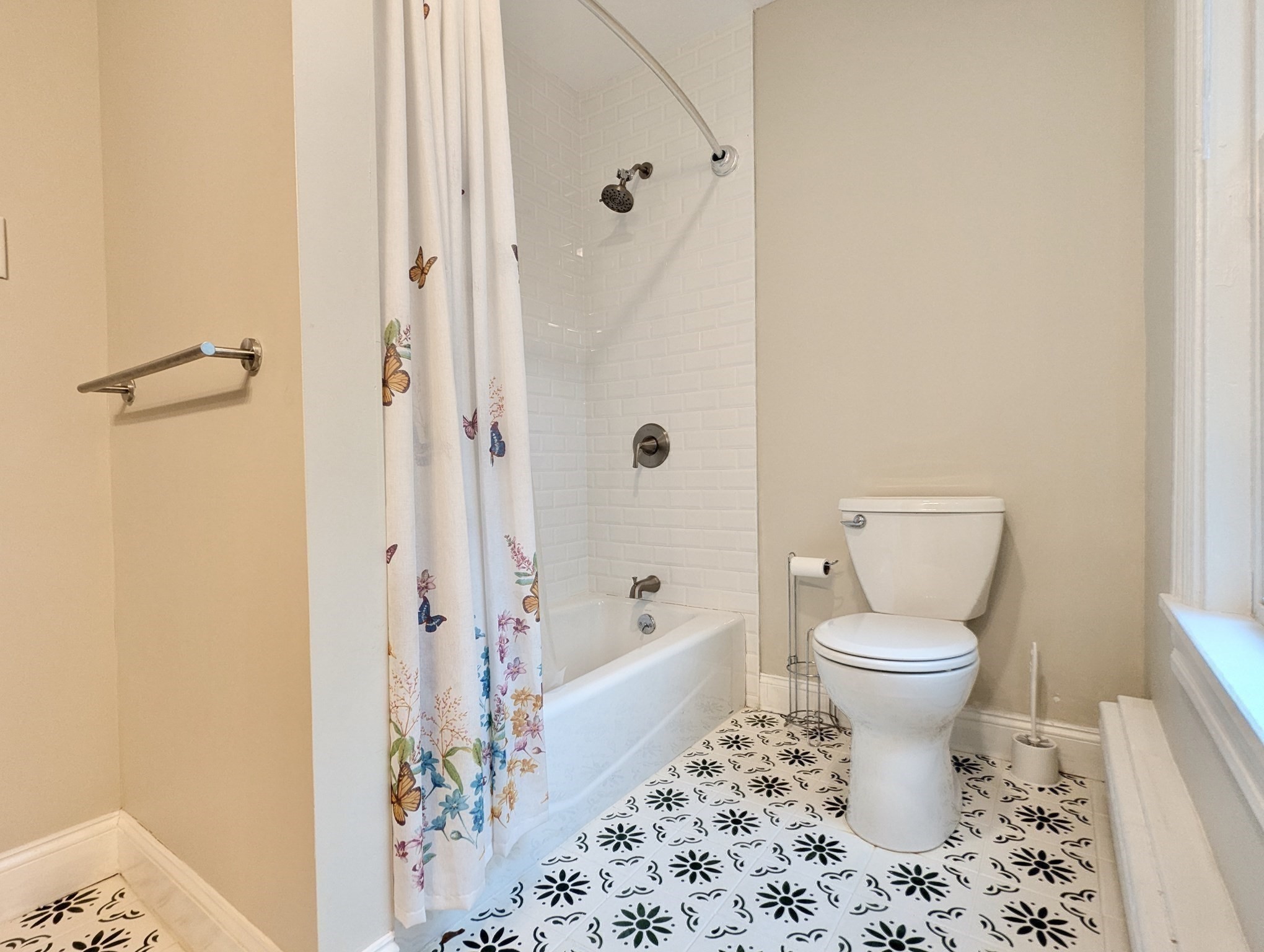 141 Beacon St, Hyde Park, Boston, MA 02136 - Image 37