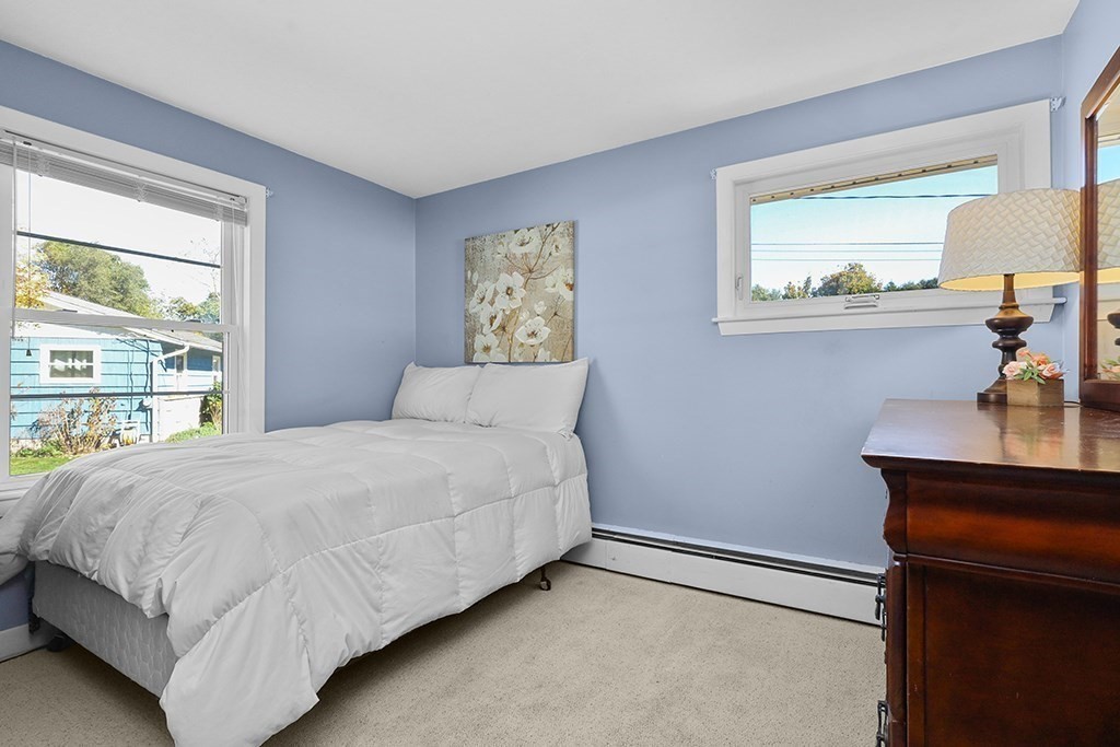 29 Squire Ln, Bellingham, MA 02019 - Image 14