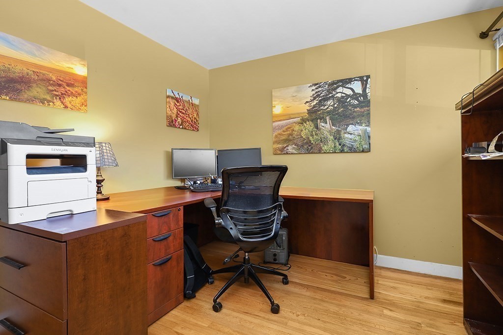 29 Squire Ln, Bellingham, MA 02019 - Image 16