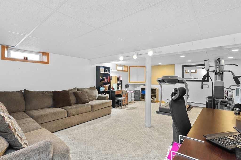 29 Squire Ln, Bellingham, MA 02019 - Image 18