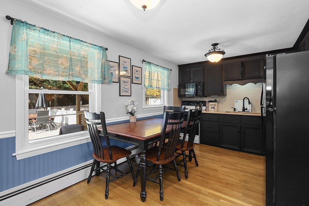 29 Squire Ln, Bellingham, MA 02019 - Image 6