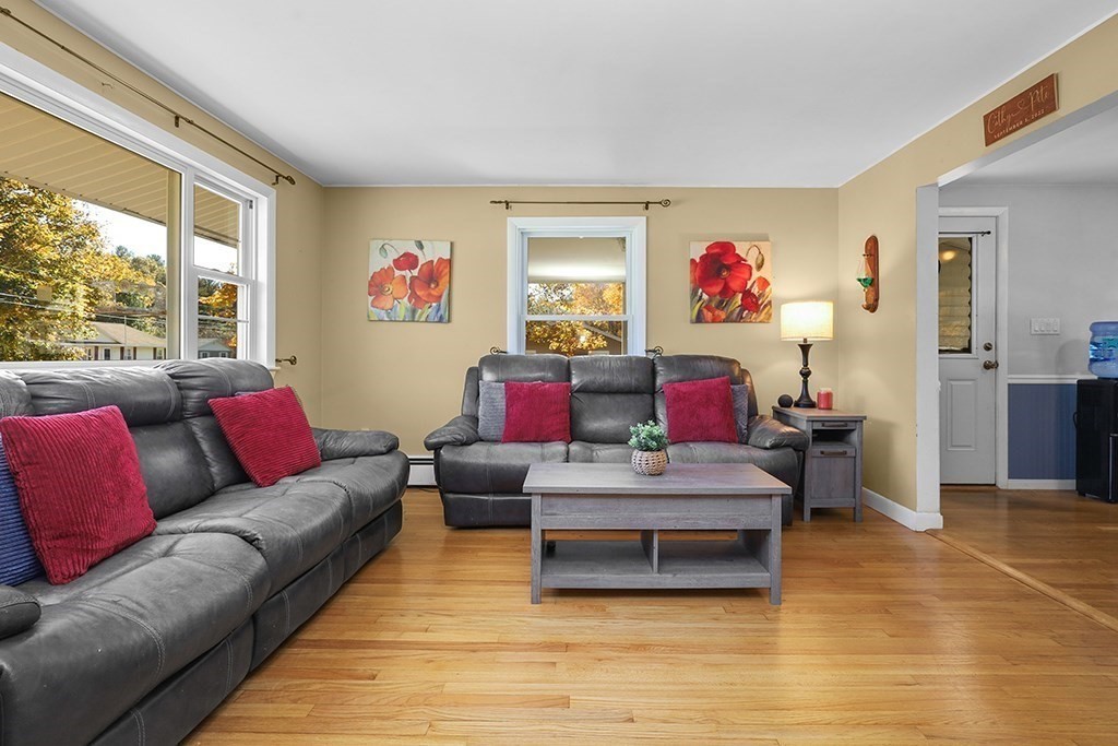 29 Squire Ln, Bellingham, MA 02019 - Image 8