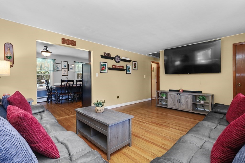 29 Squire Ln, Bellingham, MA 02019 - Image 9