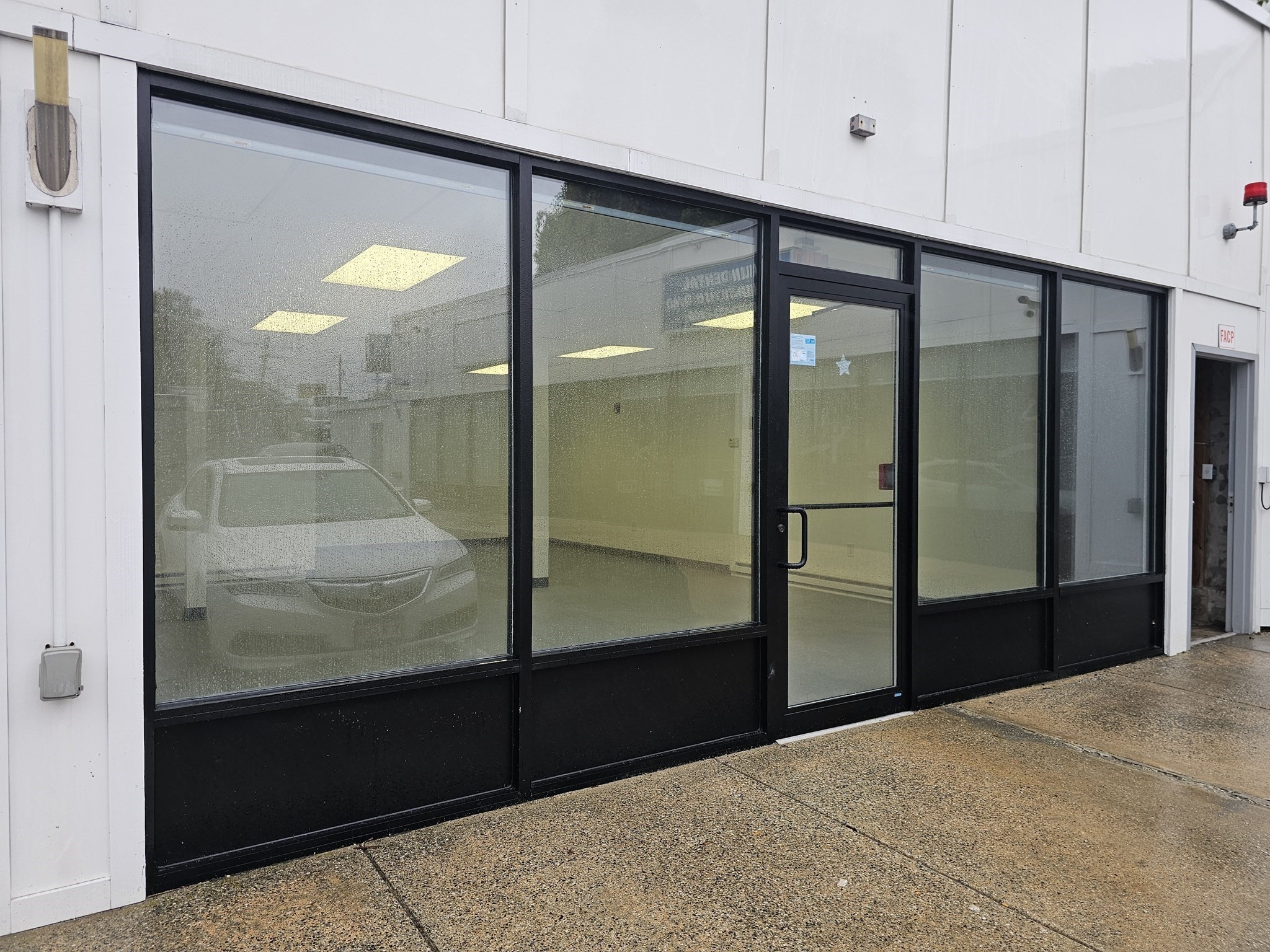 115 Chelmsford, Lowell, MA 01851 - Image 2