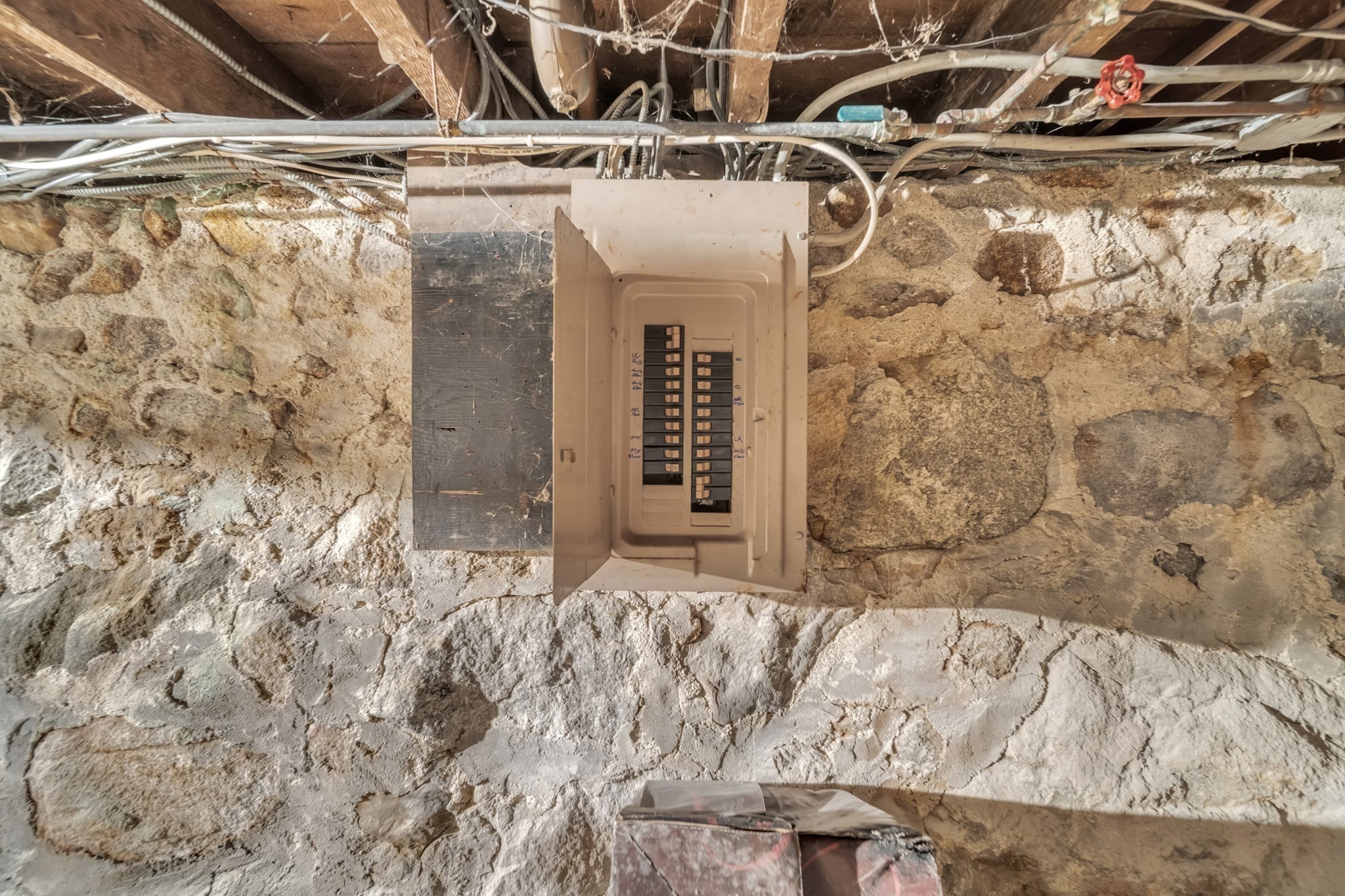 36 England Ave, Fitchburg, MA 01420 - Image 29