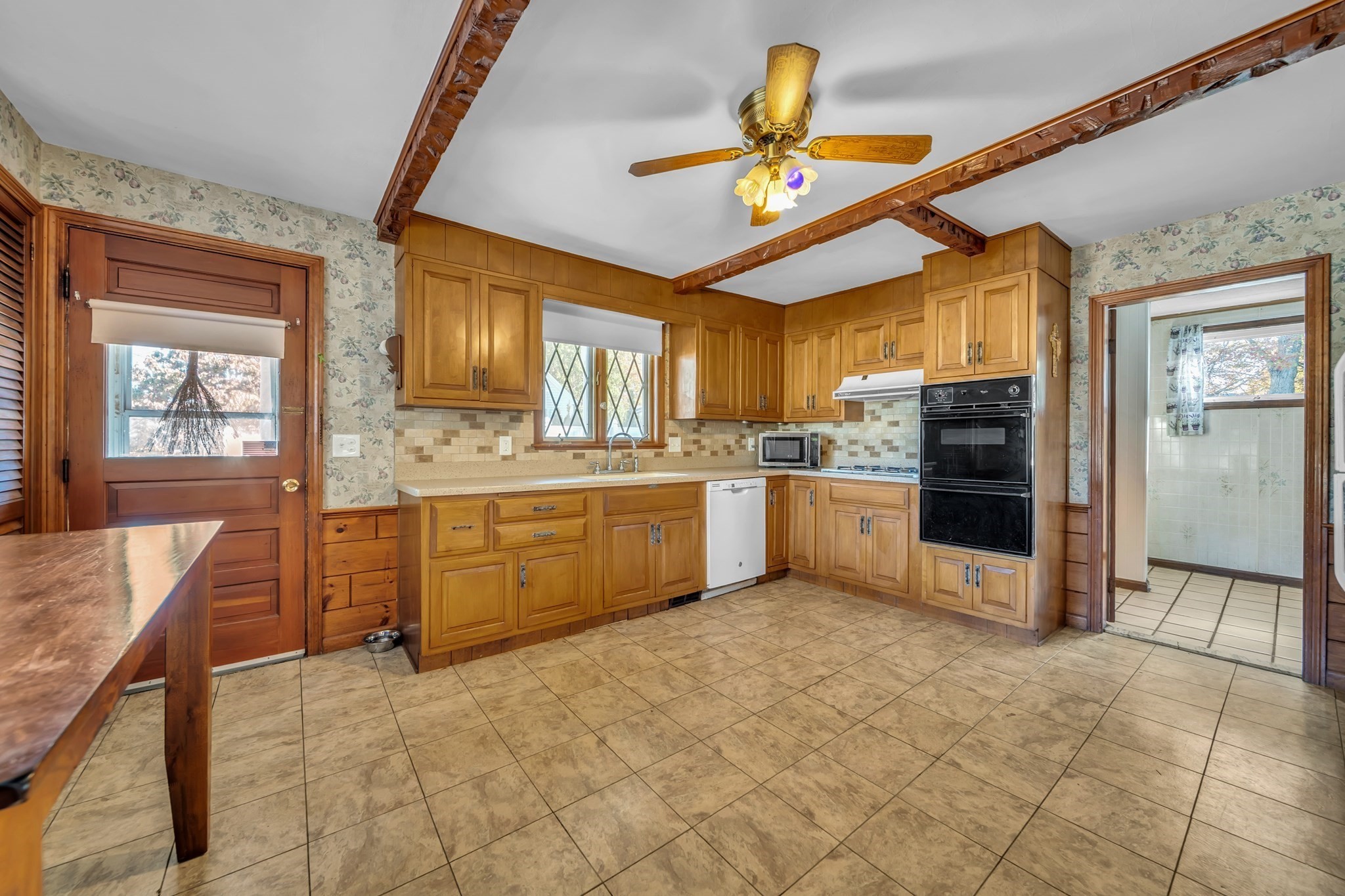 36 England Ave, Fitchburg, MA 01420 - Image 7