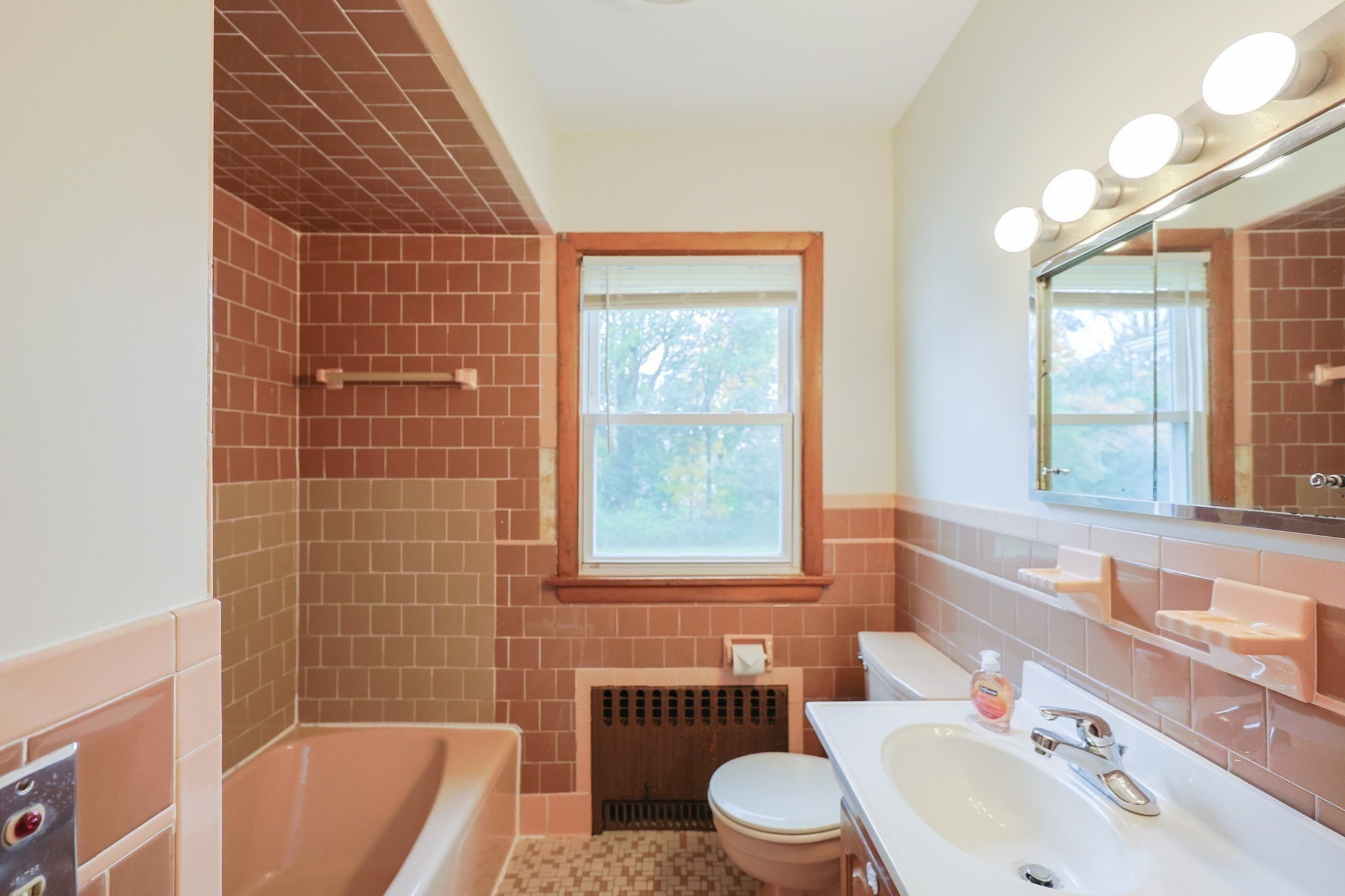 66 Meadow Ln, Somerset, MA 02726 - Image 25