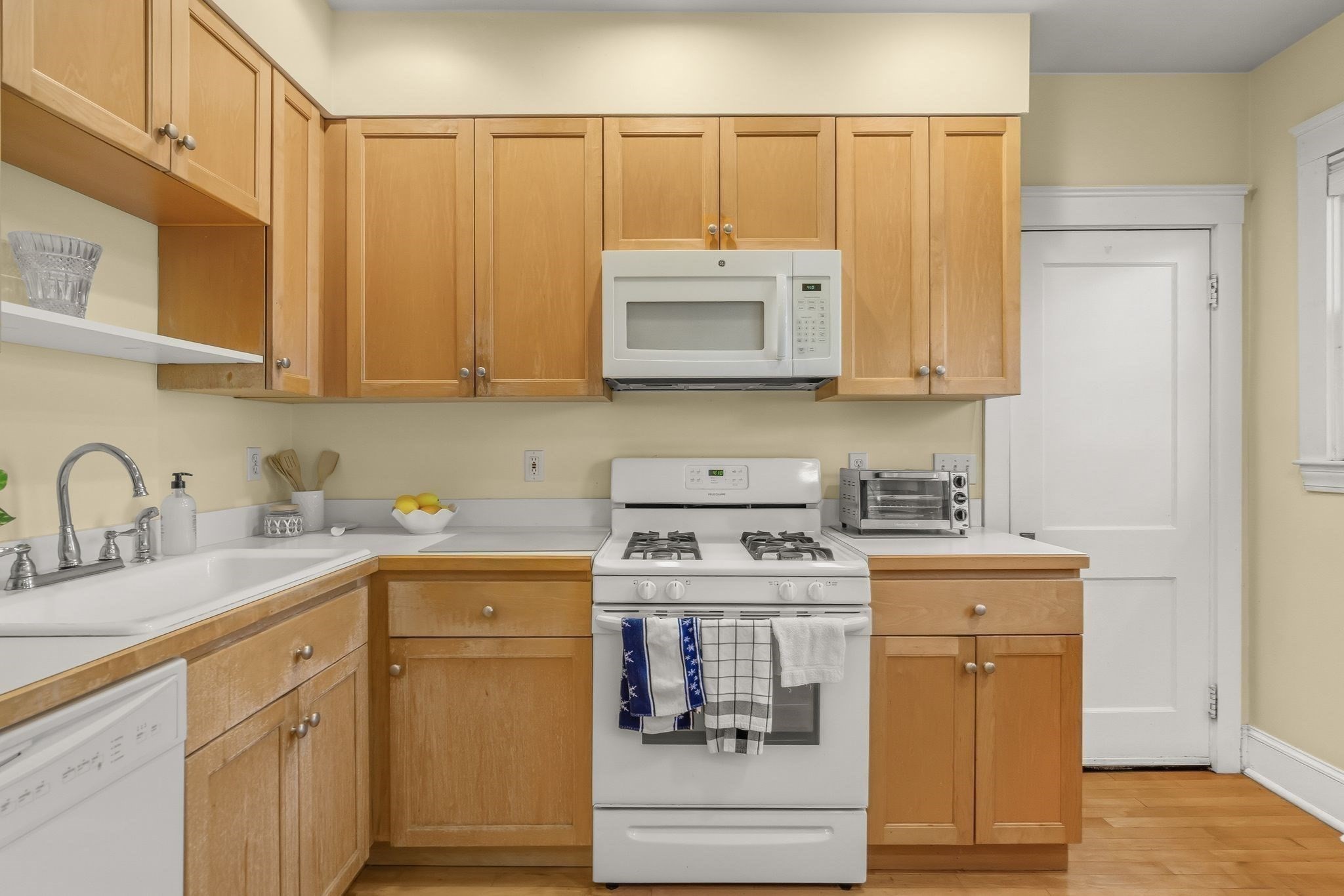 1 Clayton St Unit 1, Watertown, MA 02472 - Image 19