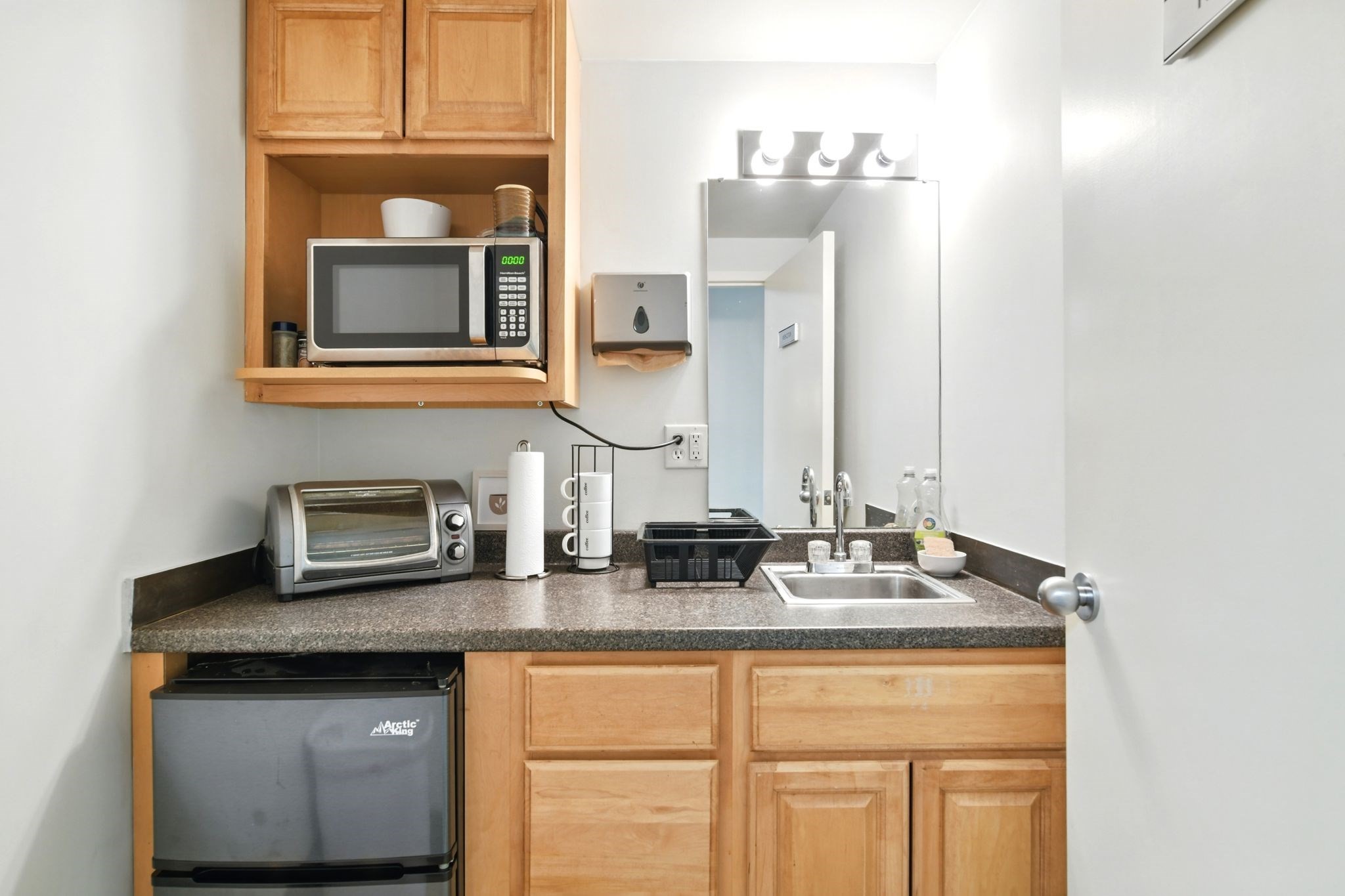 200 N Main St Unit 11, East Longmeadow, MA 01028 - Image 24