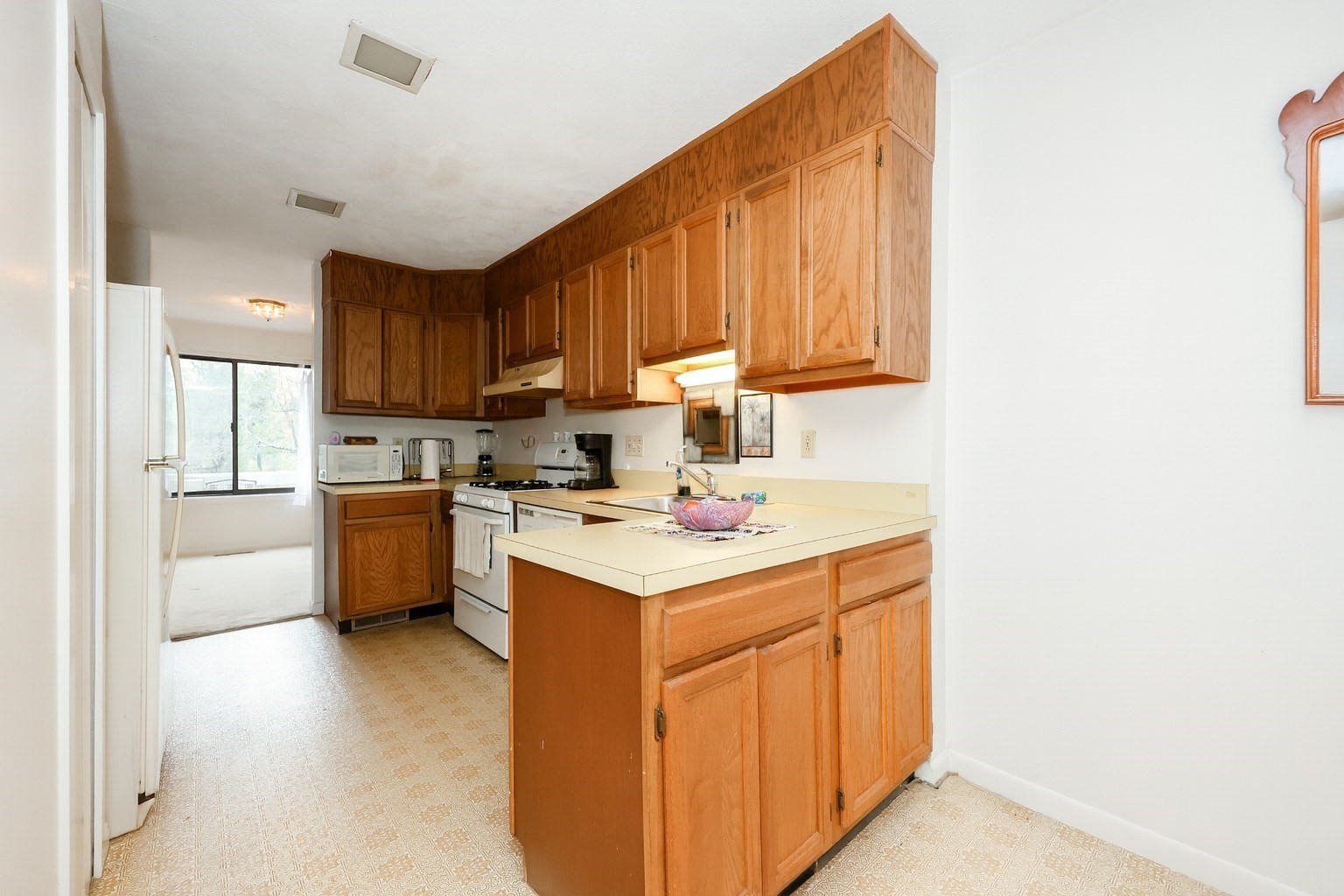 24 Concord Greene Unit 7, Concord, MA 01742 - Image 12
