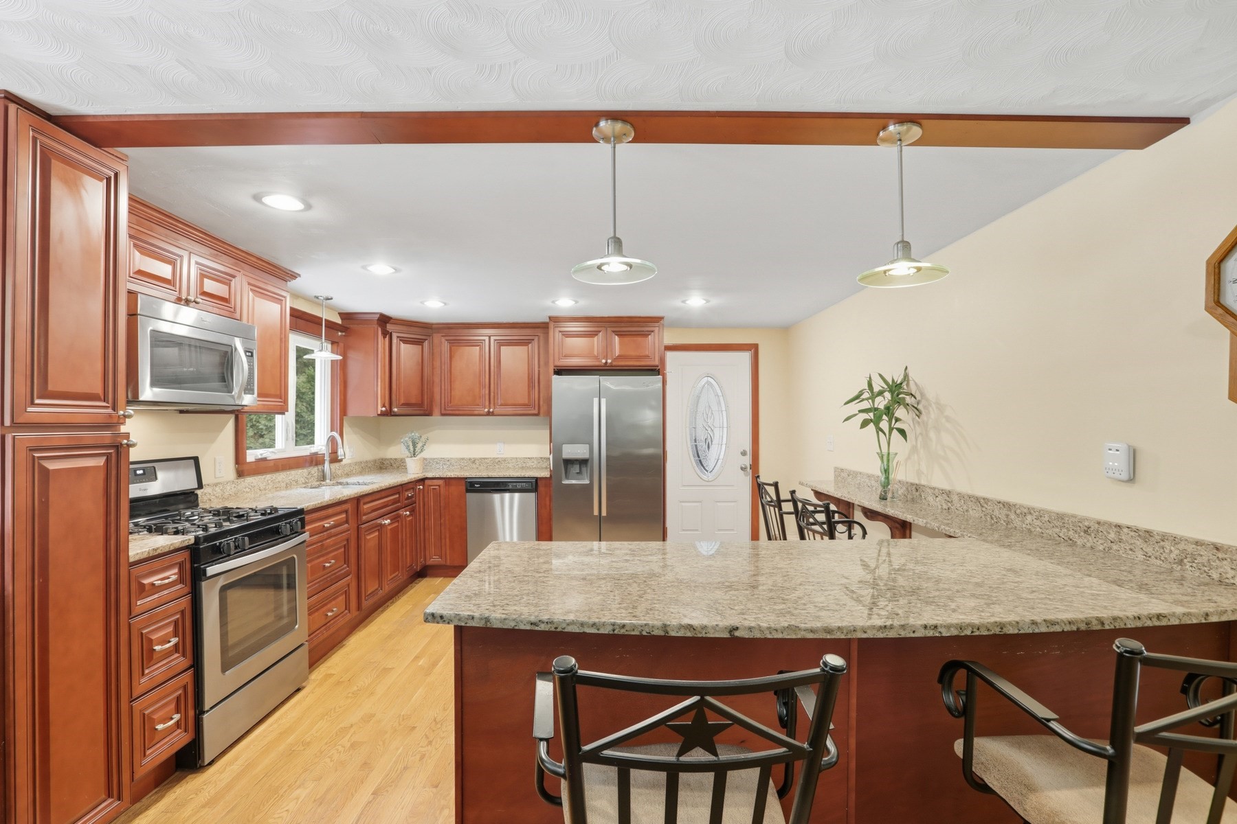 12 Mansfield St, Peabody, MA 01960 - Image 9