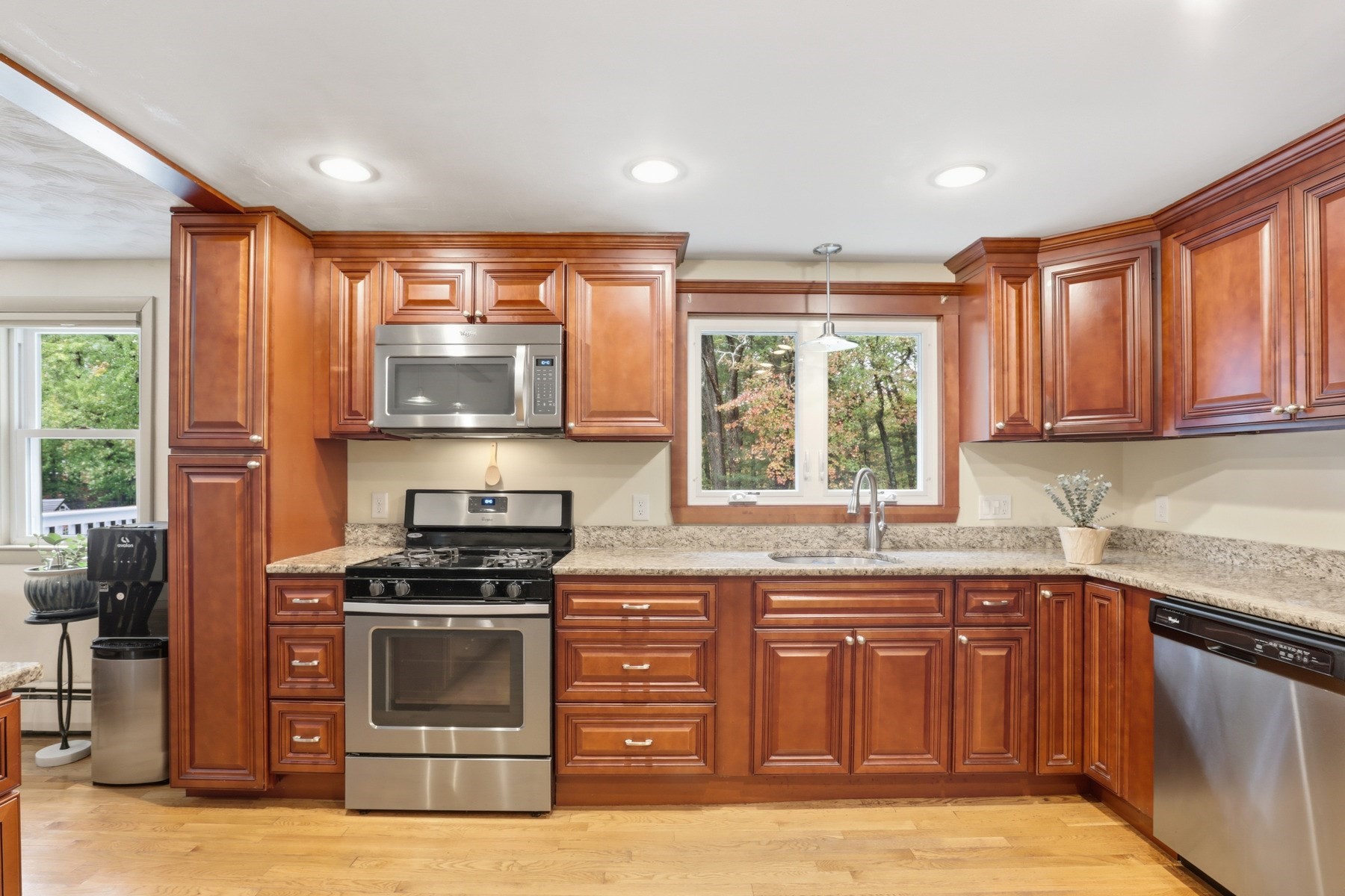 12 Mansfield St, Peabody, MA 01960 - Image 10