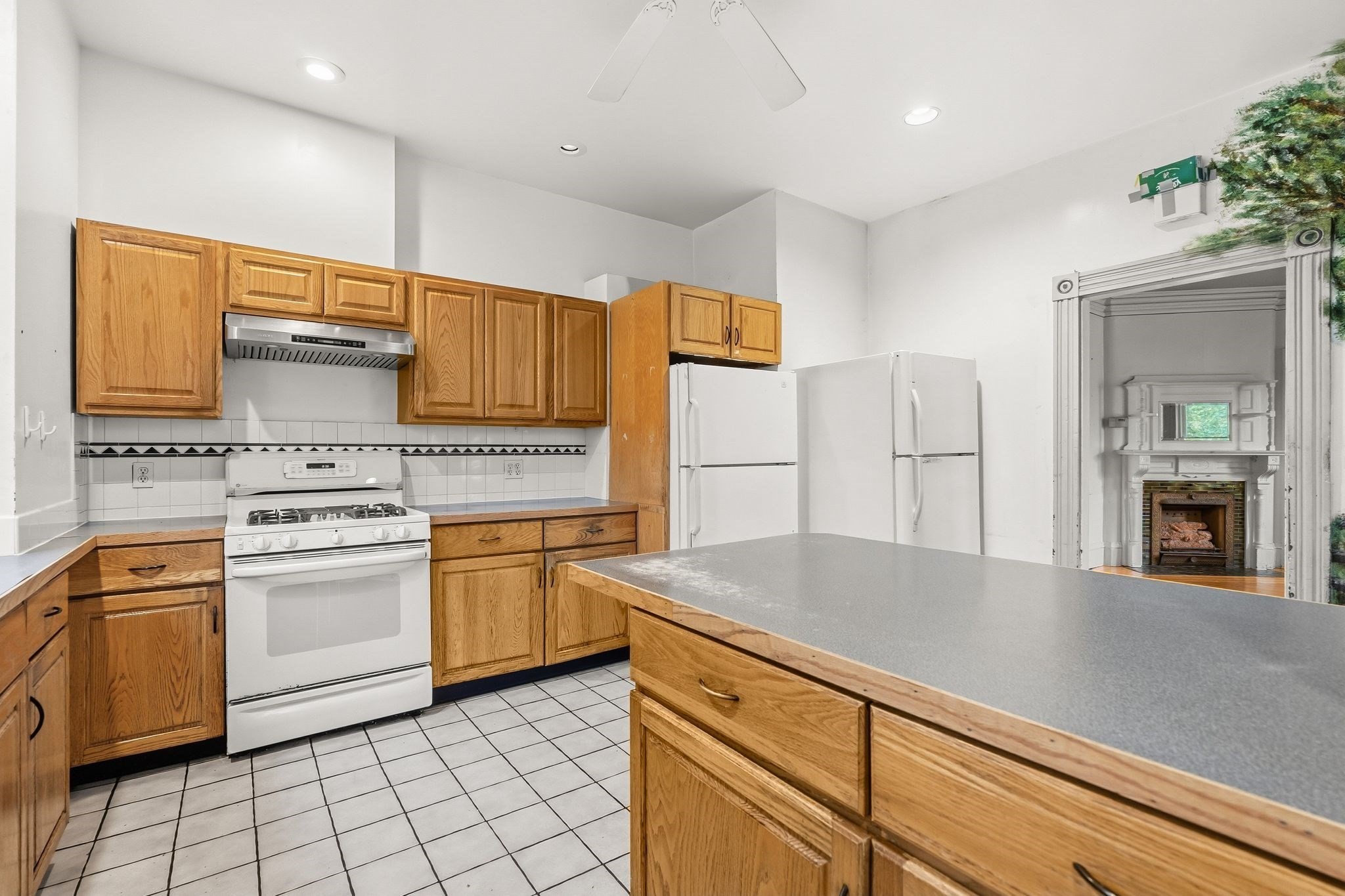 30 Walnut St, Somerville, MA 02143 - Image 13
