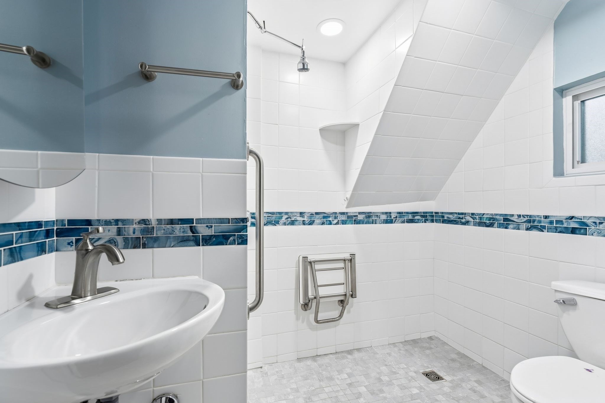 30 Walnut St, Somerville, MA 02143 - Image 16