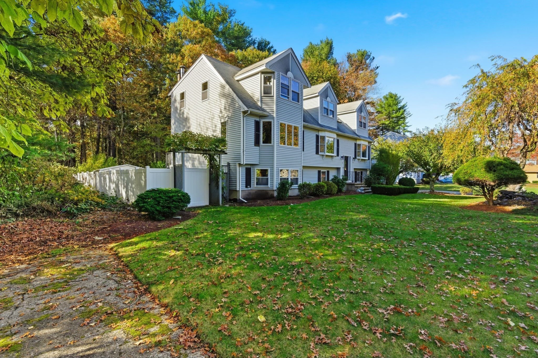 8 McDonald Rd, Wilmington, MA 01887 - Image 2