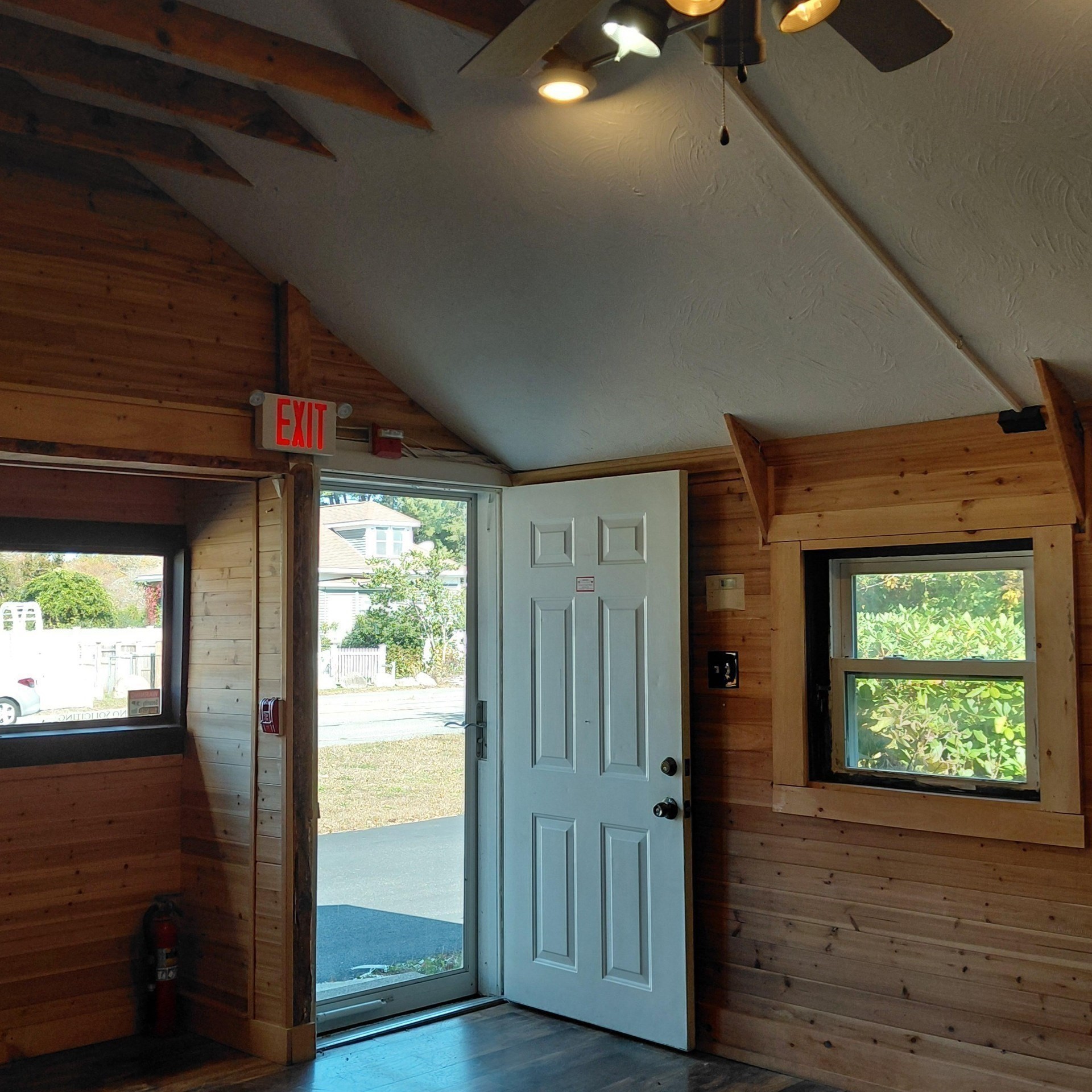 415 Huttleston Avenue, Fairhaven, MA 02719 - Image 13