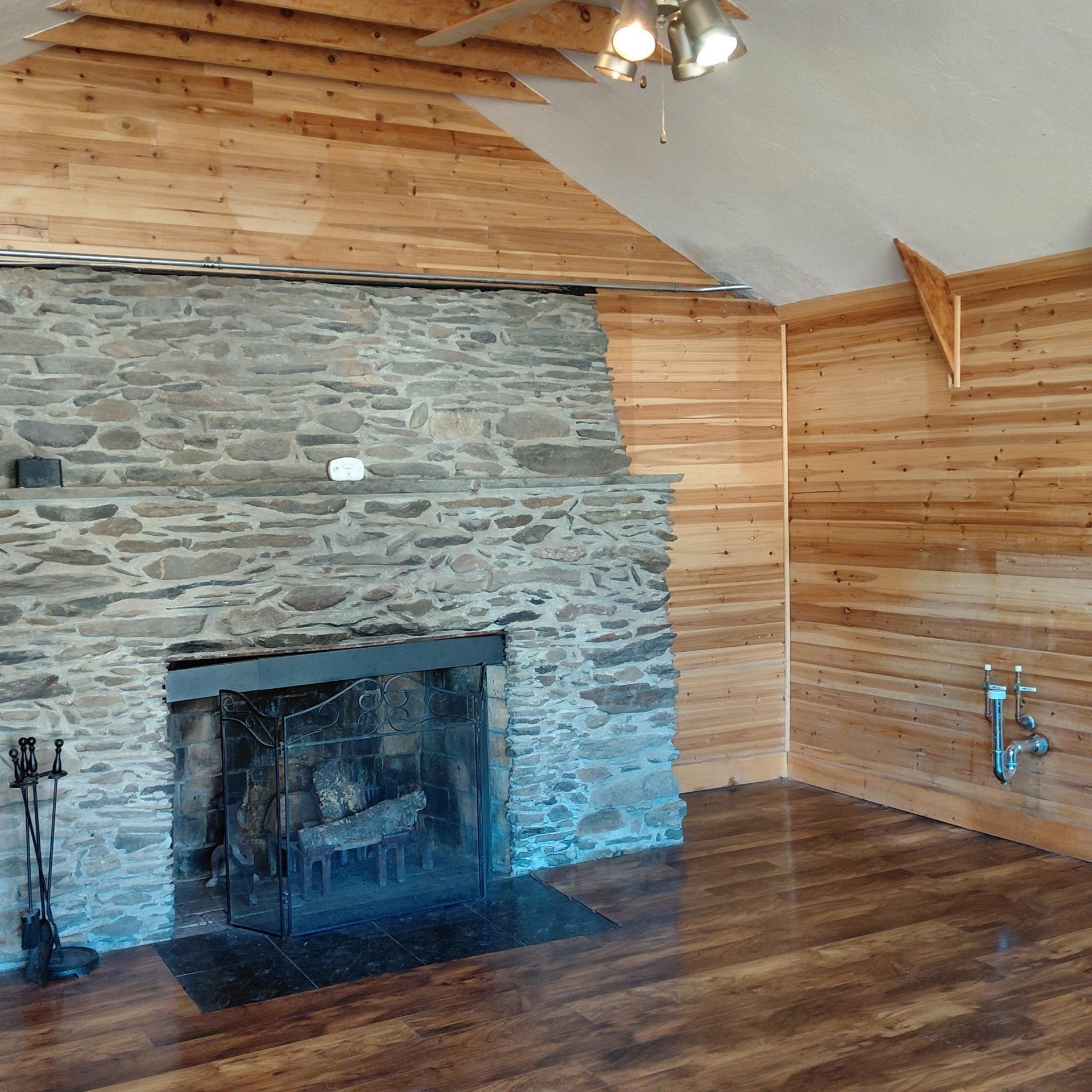 415 Huttleston Avenue, Fairhaven, MA 02719 - Image 15