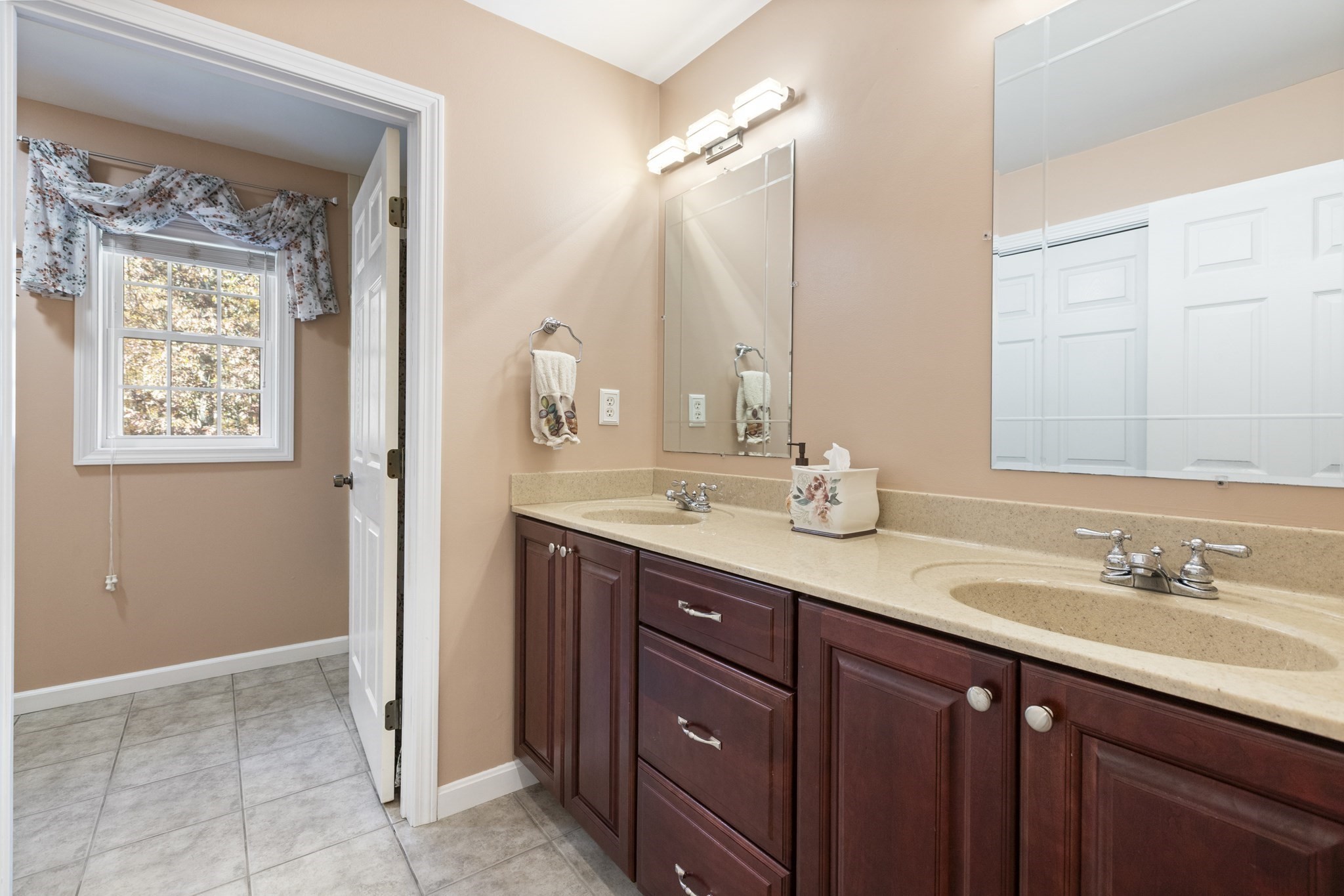 16 Hilltop Dr, Douglas, MA 01516 - Image 28