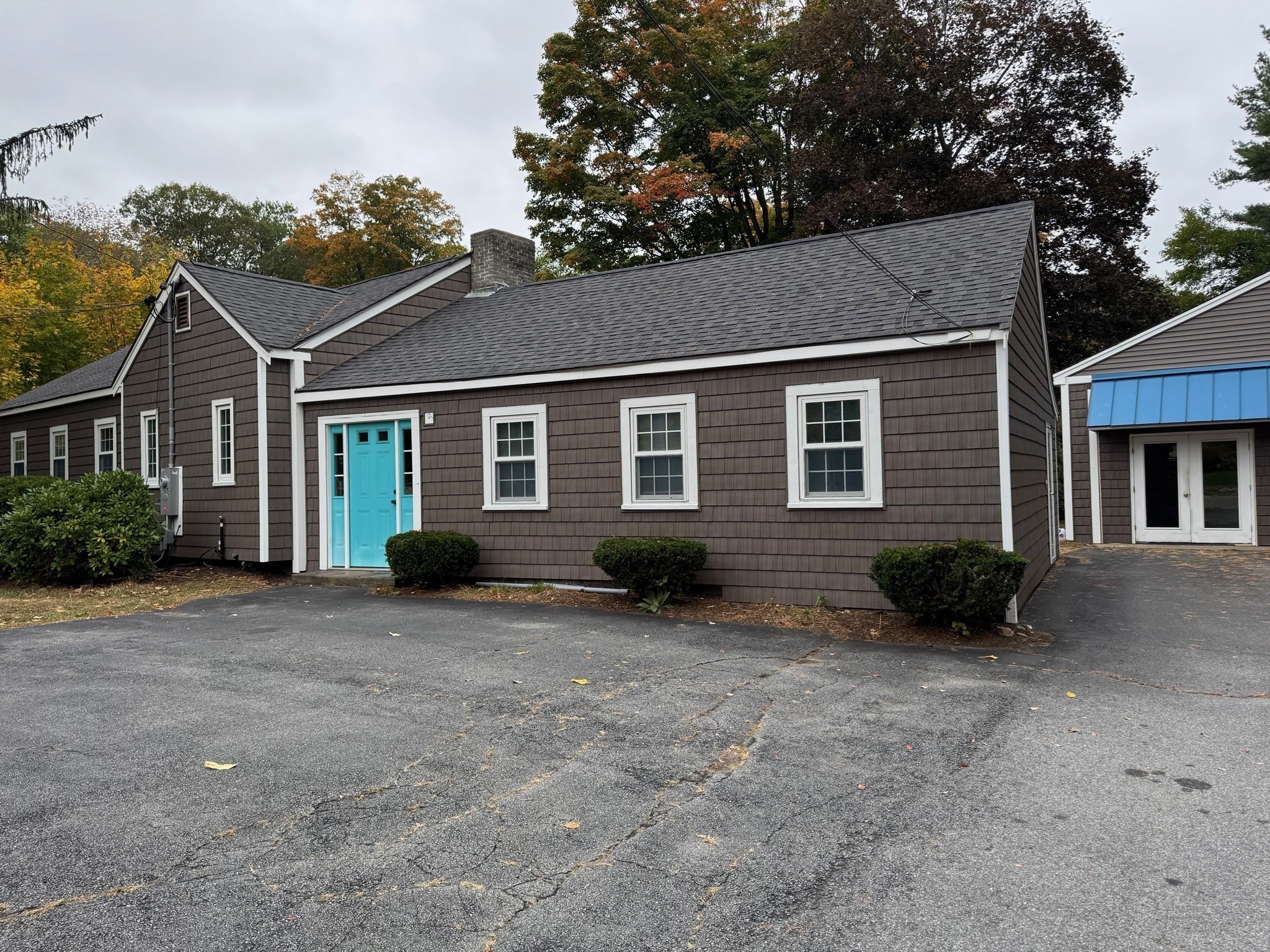 216 Boston Rd, Southborough, MA 01772