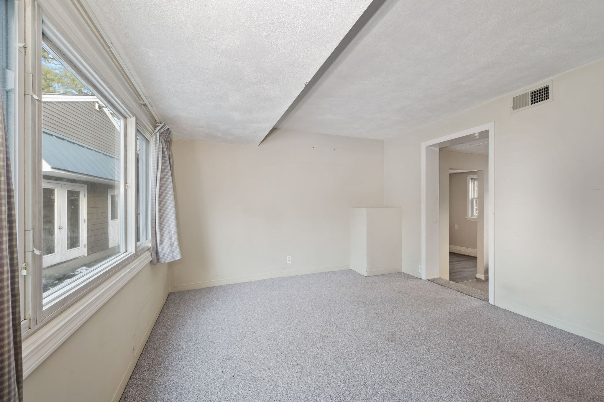 216 Boston Rd, Southborough, MA 01772 - Image 17