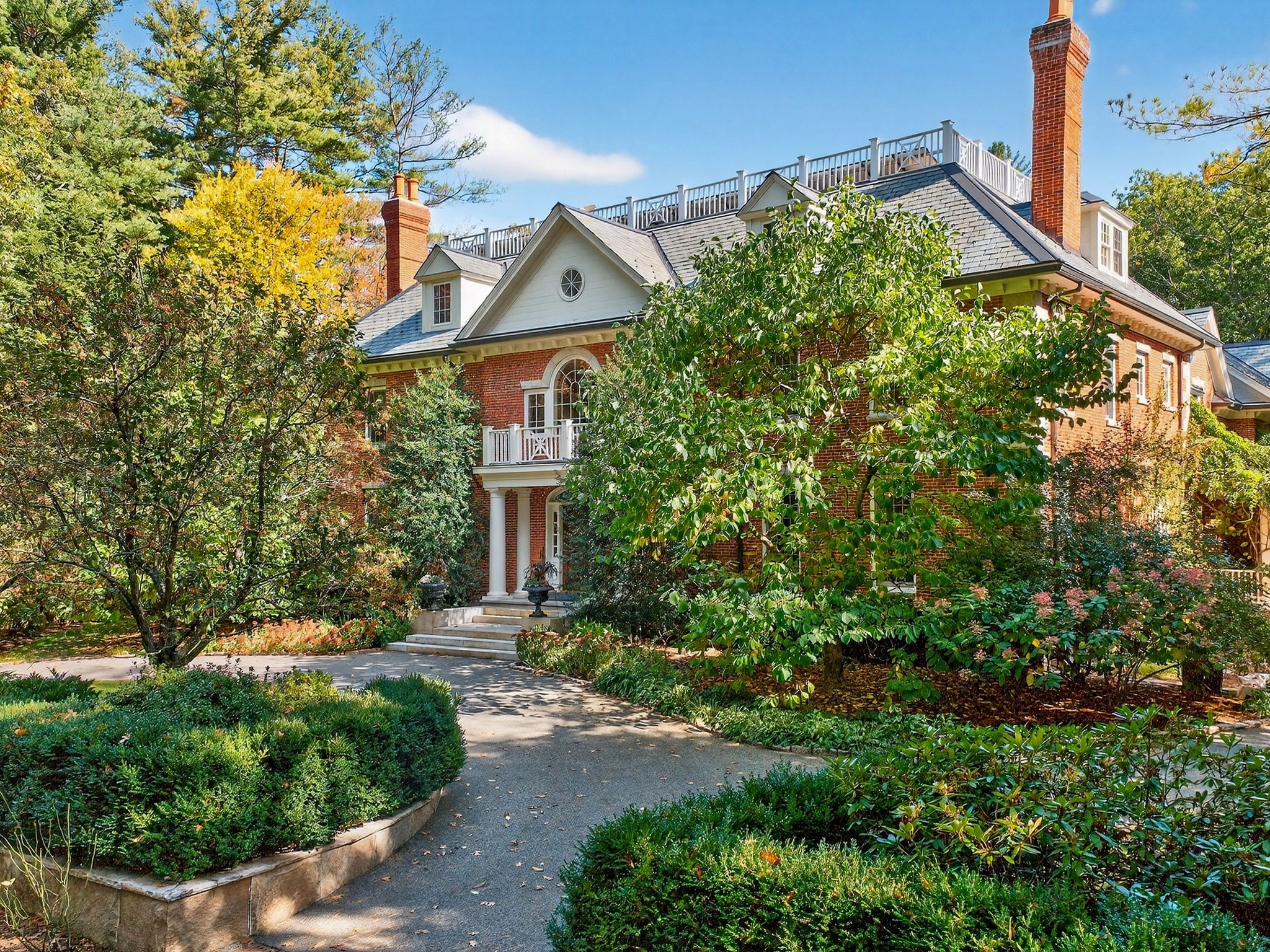 80 Livingston Rd, Wellesley, MA 02482