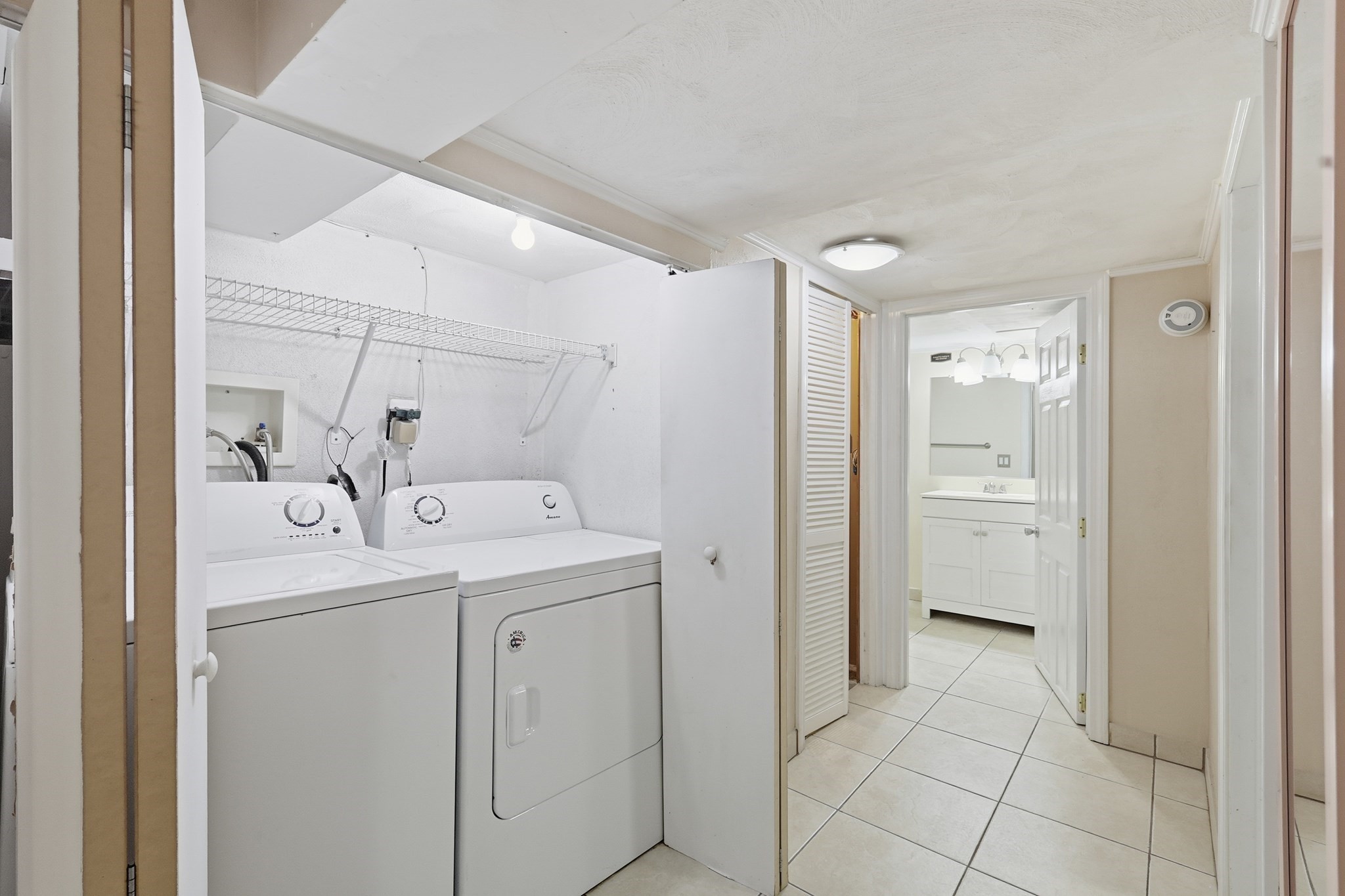 50 Cactus St, Providence, RI 02905 - Image 15