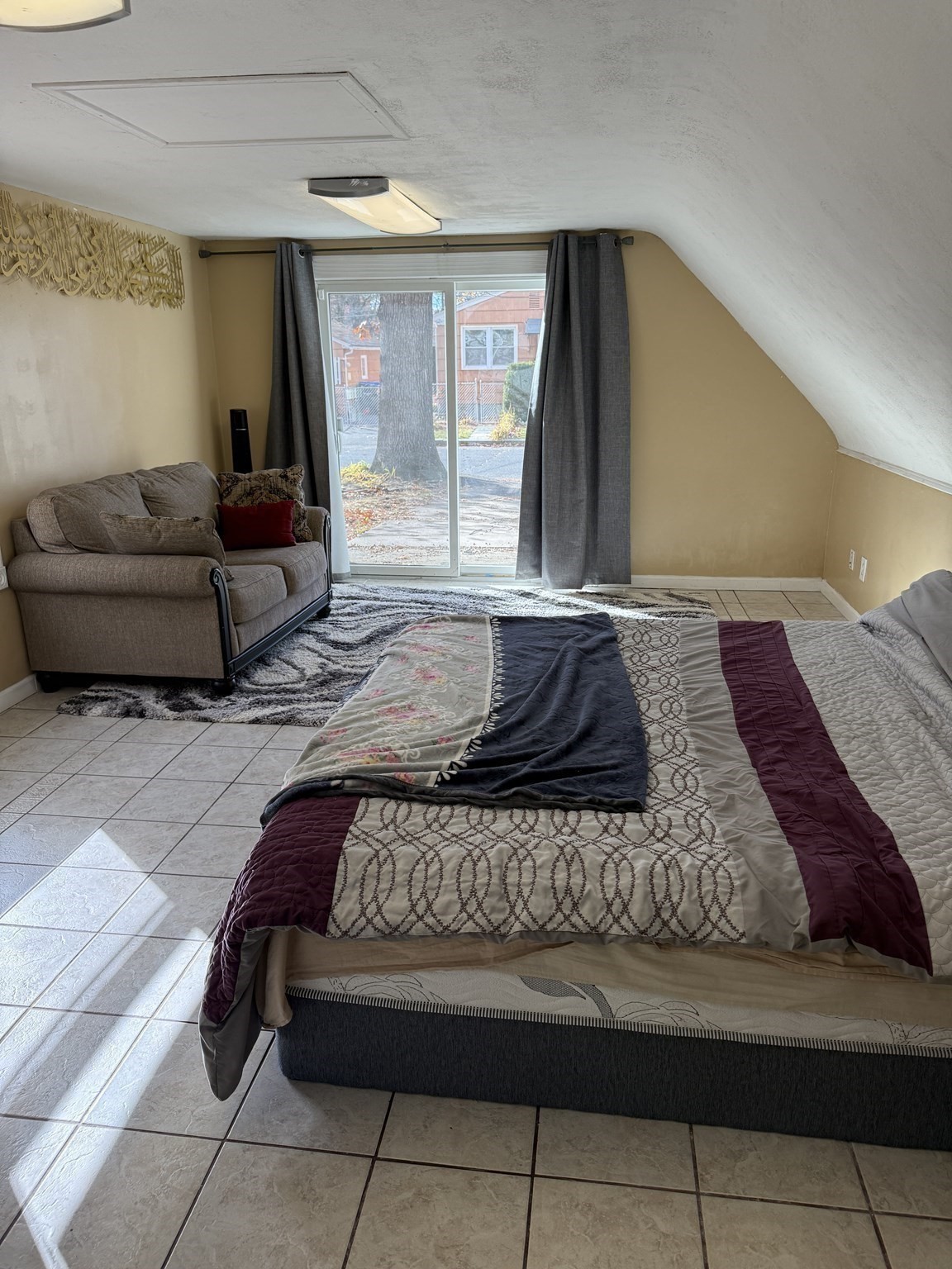 63 Peer St, Springfield, MA 01109 - Image 24