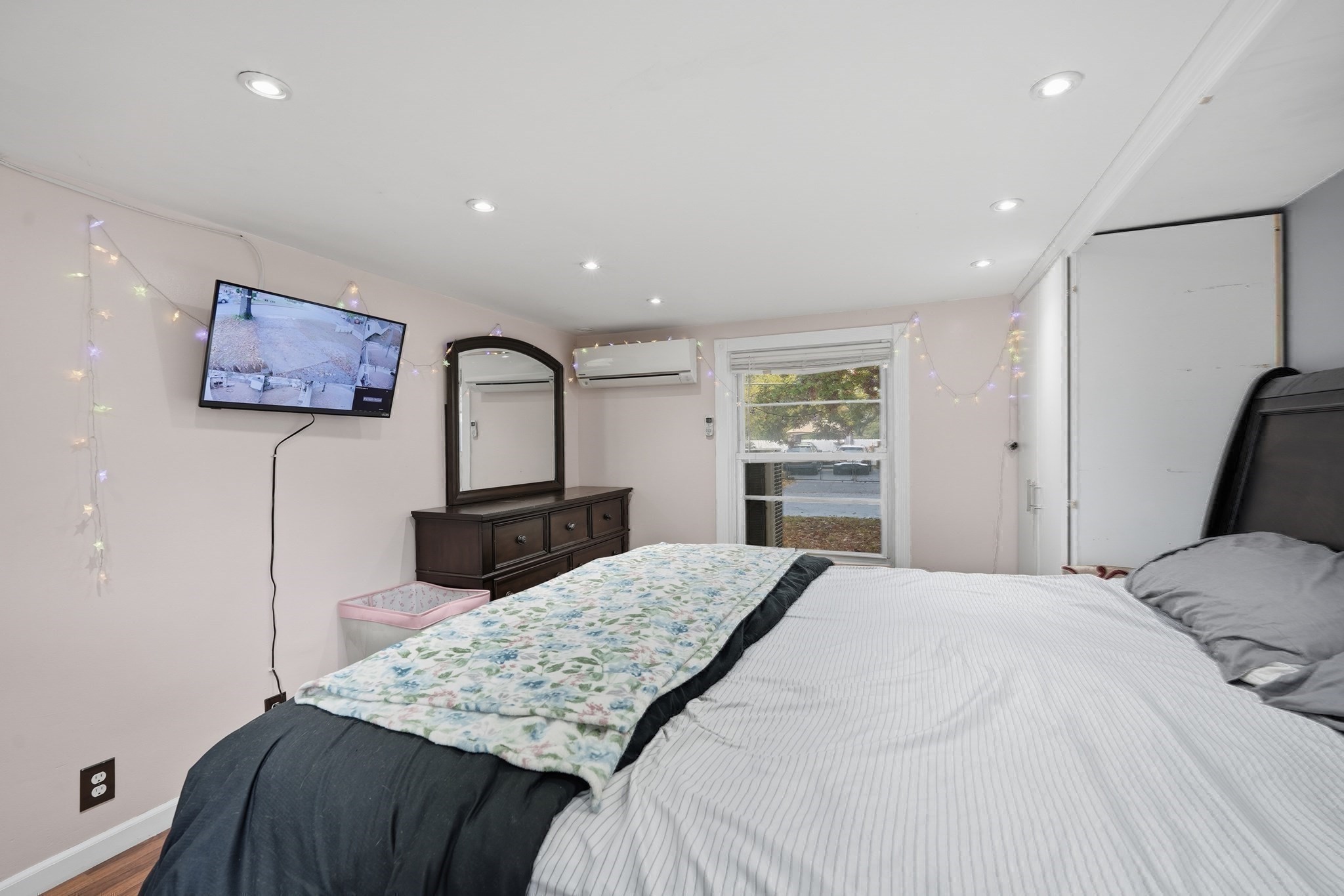 63 Peer St, Springfield, MA 01109 - Image 27