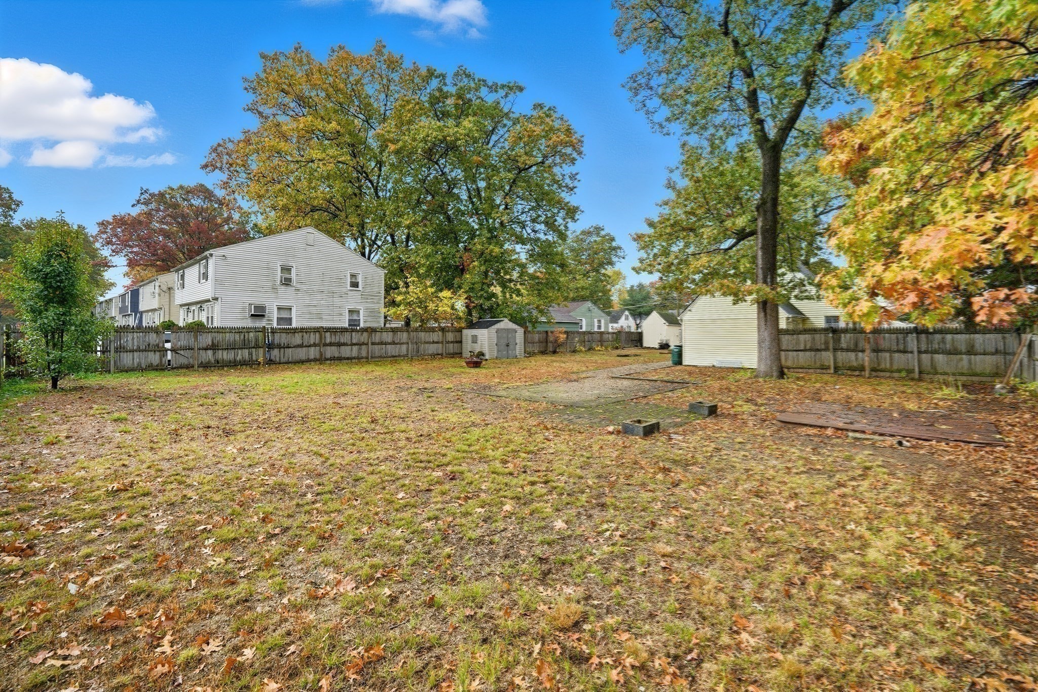 63 Peer St, Springfield, MA 01109 - Image 31